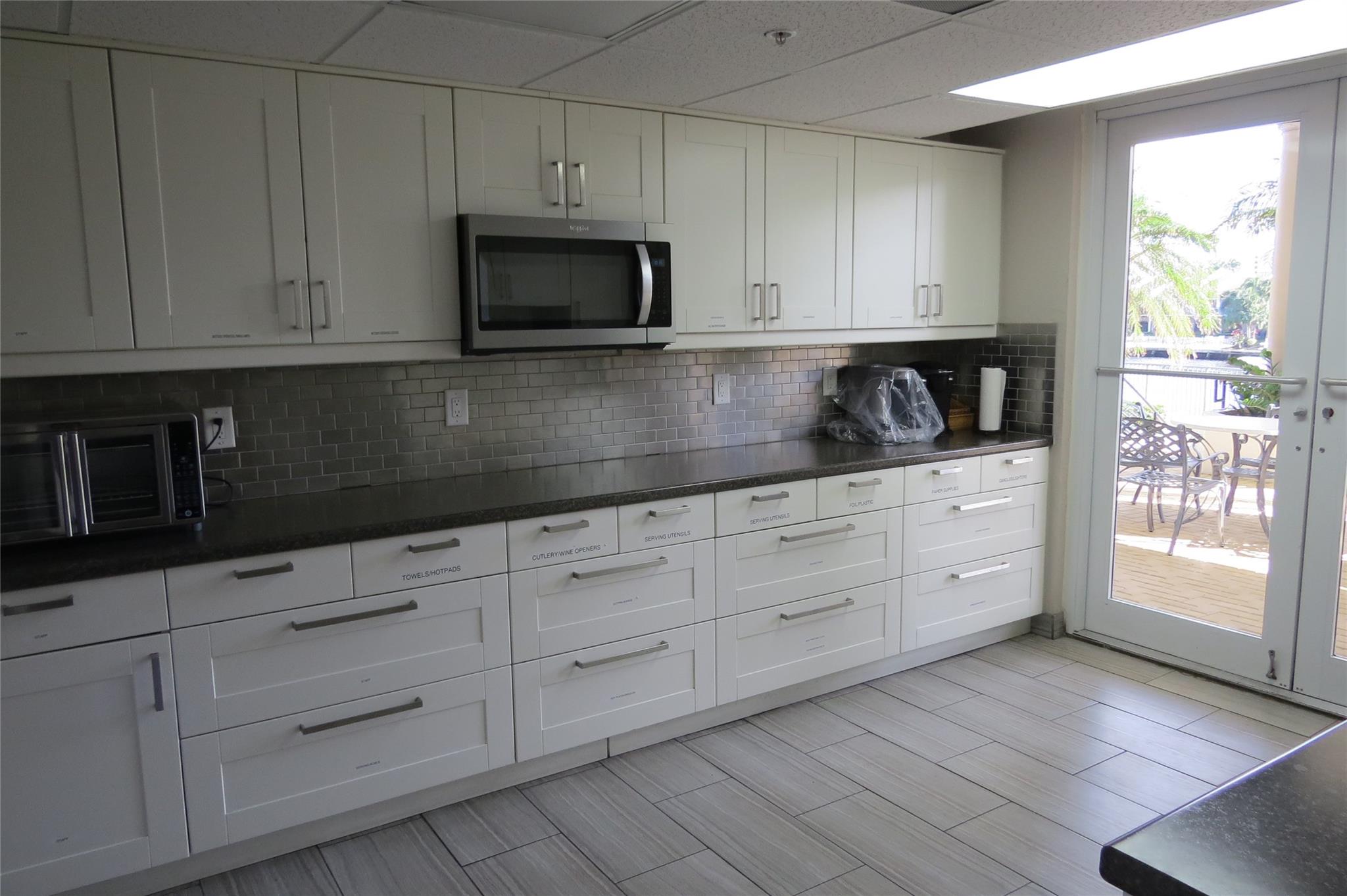 Pompano Beach, Florida, 33062, United States, 2 Bedrooms Bedrooms, ,3 BathroomsBathrooms,Residential,For Sale,1915850