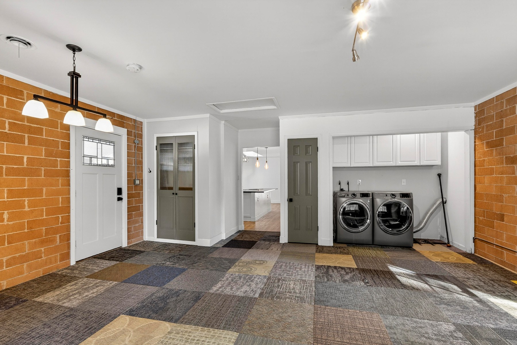  530 N Charles Road ¦Flagstaff, AZ - 物件實景