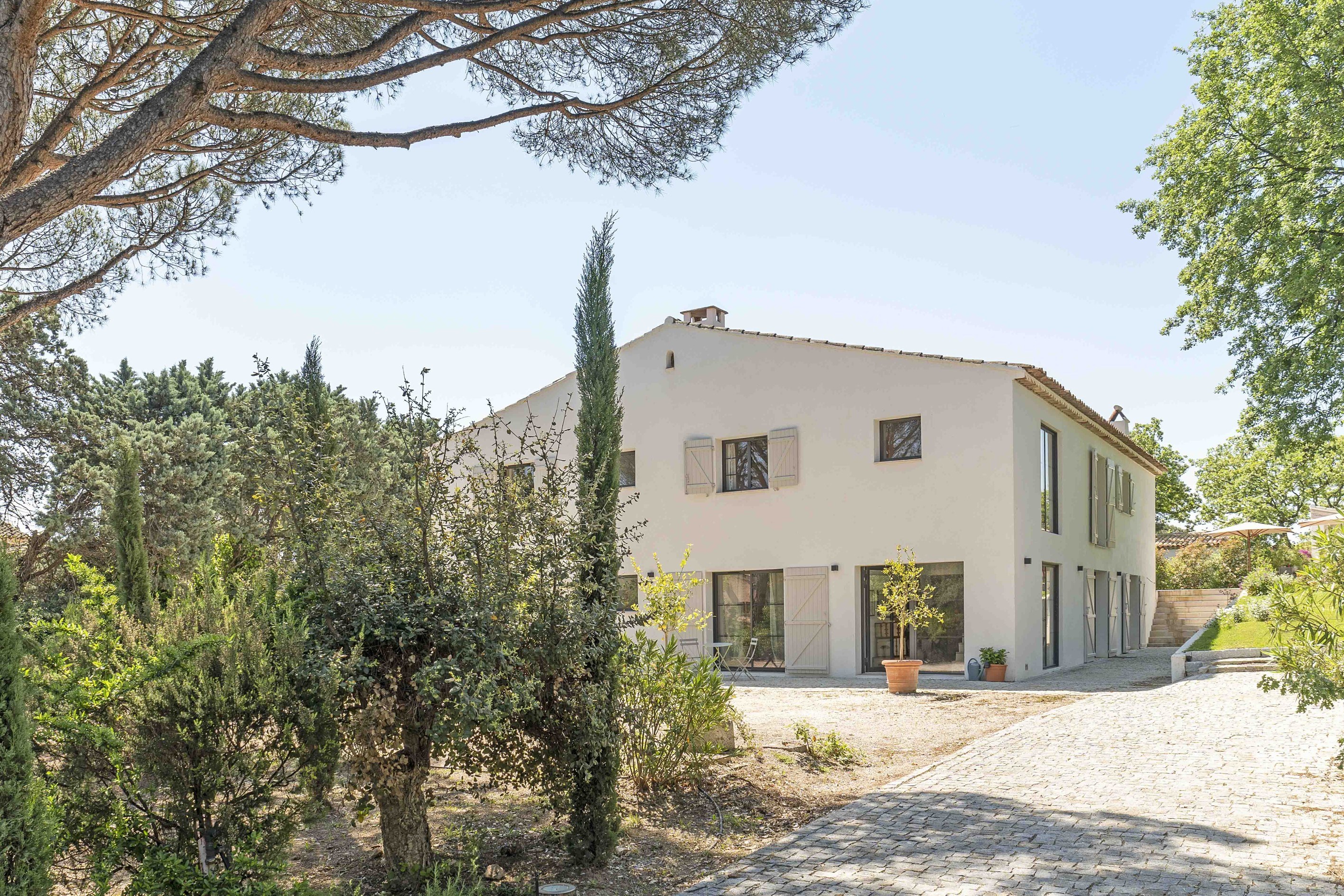  Gulf of Saint Tropez, renovated 300 sqm villa with six en suite bedrooms and po… - 物件實景
