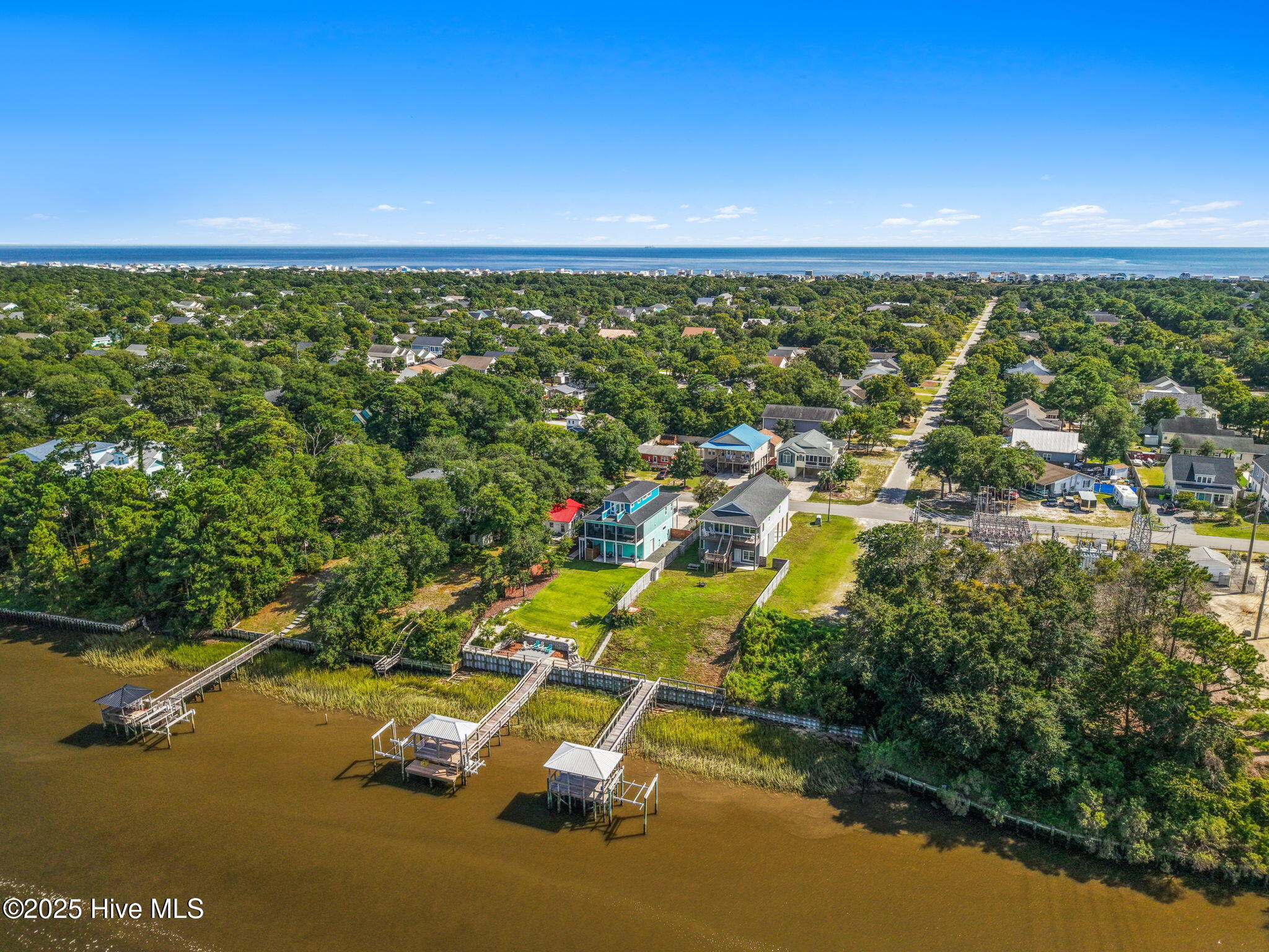 Oak Island, North Carolina, 28465, United States, 3 Bedrooms Bedrooms, ,3 BathroomsBathrooms,Residential,For Sale,1976827