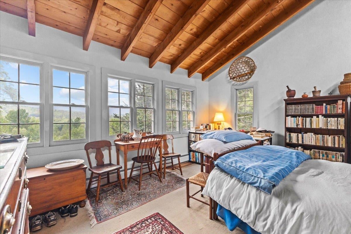 Morristown, Vermont, 05661, United States, 9 Bedrooms Bedrooms, ,4 BathroomsBathrooms,Residential,For Sale,1896052