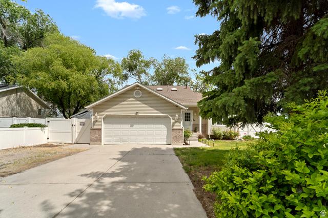 West Jordan, Utah, 84088, United States, 4 Bedrooms Bedrooms, ,3 BathroomsBathrooms,Residential,For Sale,2048230