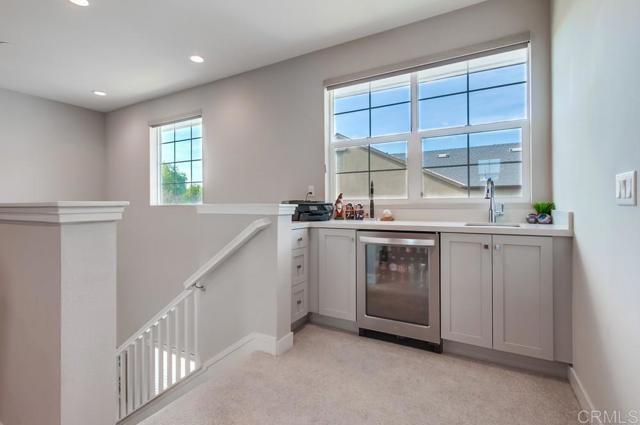 San Marcos, California, 92069, United States, 4 Bedrooms Bedrooms, ,5 BathroomsBathrooms,Residential,For Sale,1987036