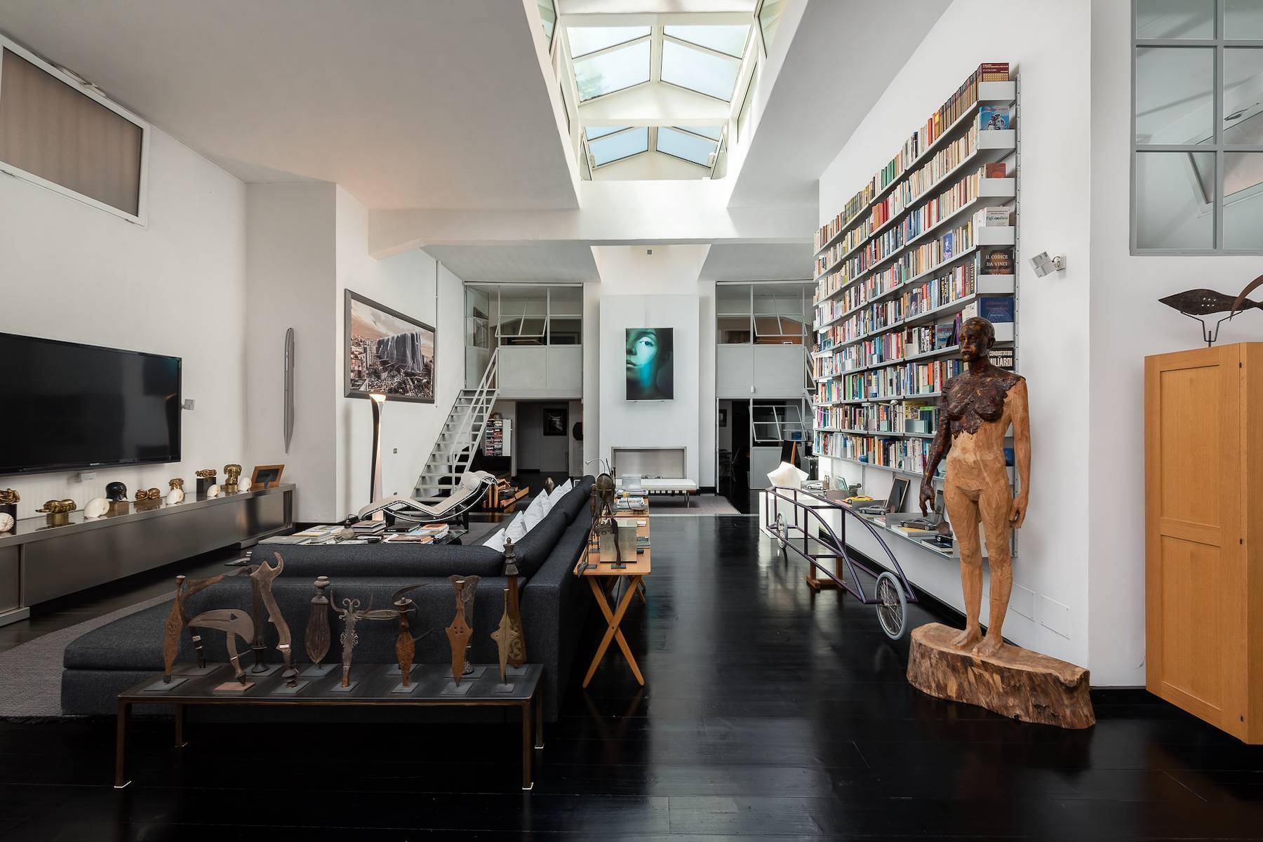 Exclusive design loft a stone's throw from the Colosseum 
