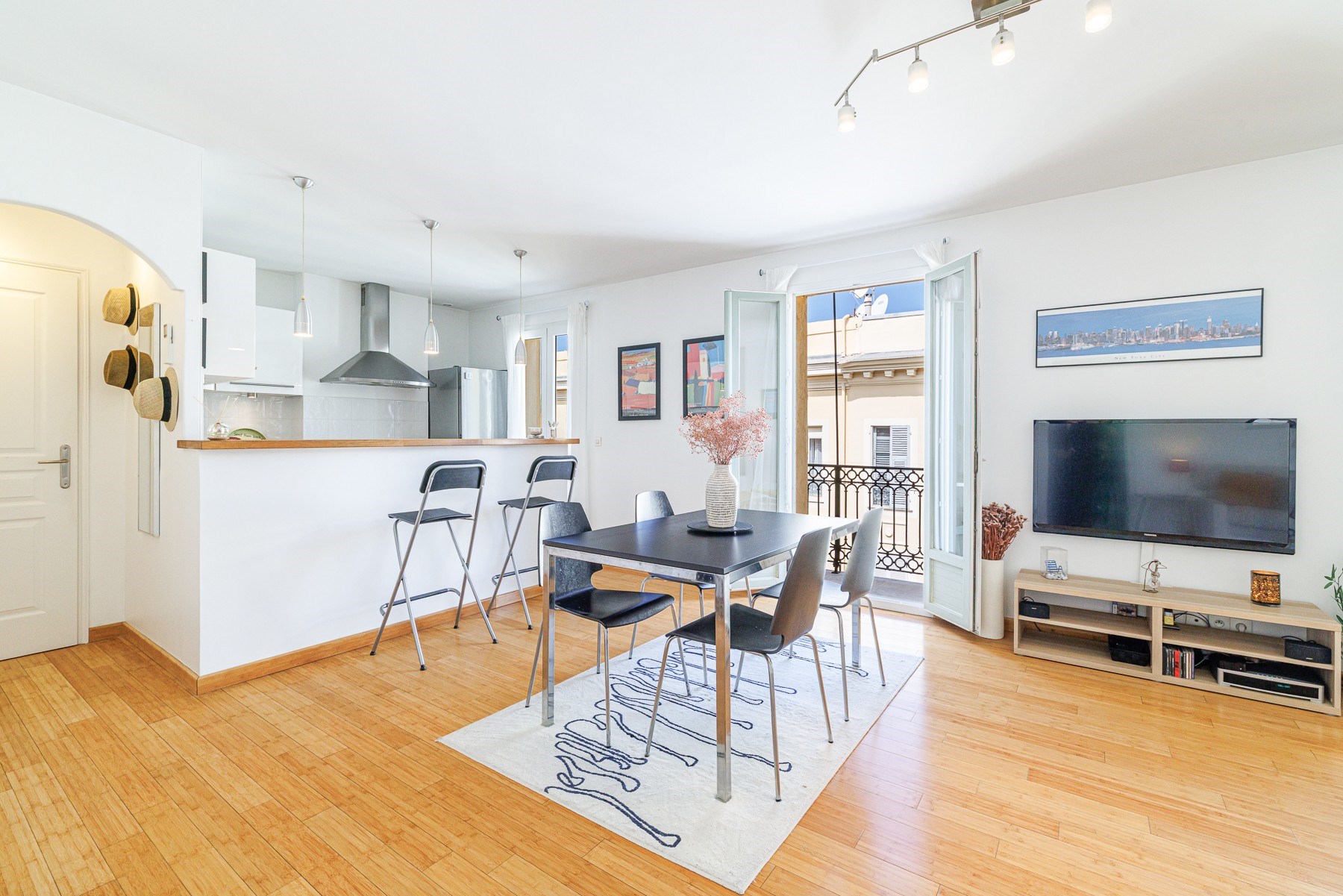  Nice Carré d’Or 2 bedroom apartment 66 sqm top floor balconies pedestrian area … - 物件實景