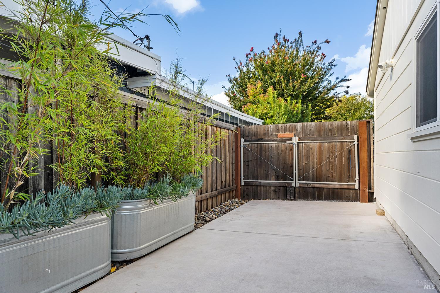 Santa Rosa, California, 95405, United States, 2 Bedrooms Bedrooms, ,2 BathroomsBathrooms,Residential,For Sale,1989467