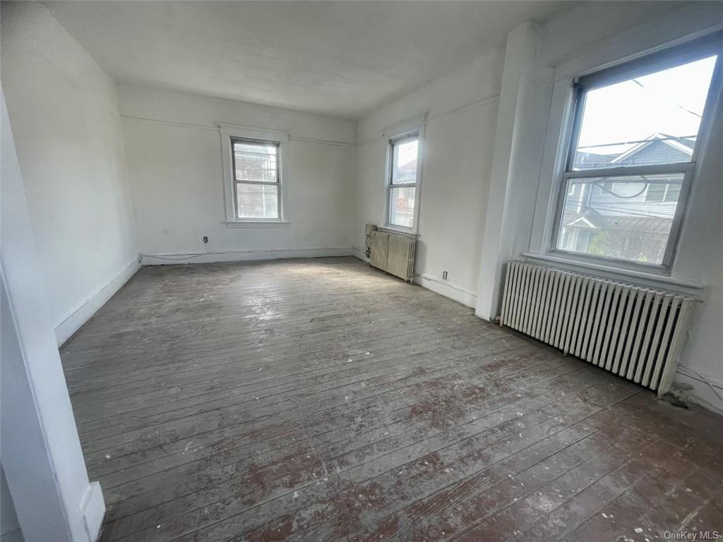 Dobbs Ferry, New York, 10522, United States, 4 Bedrooms Bedrooms, ,2 BathroomsBathrooms,Residential,For Sale,1888691