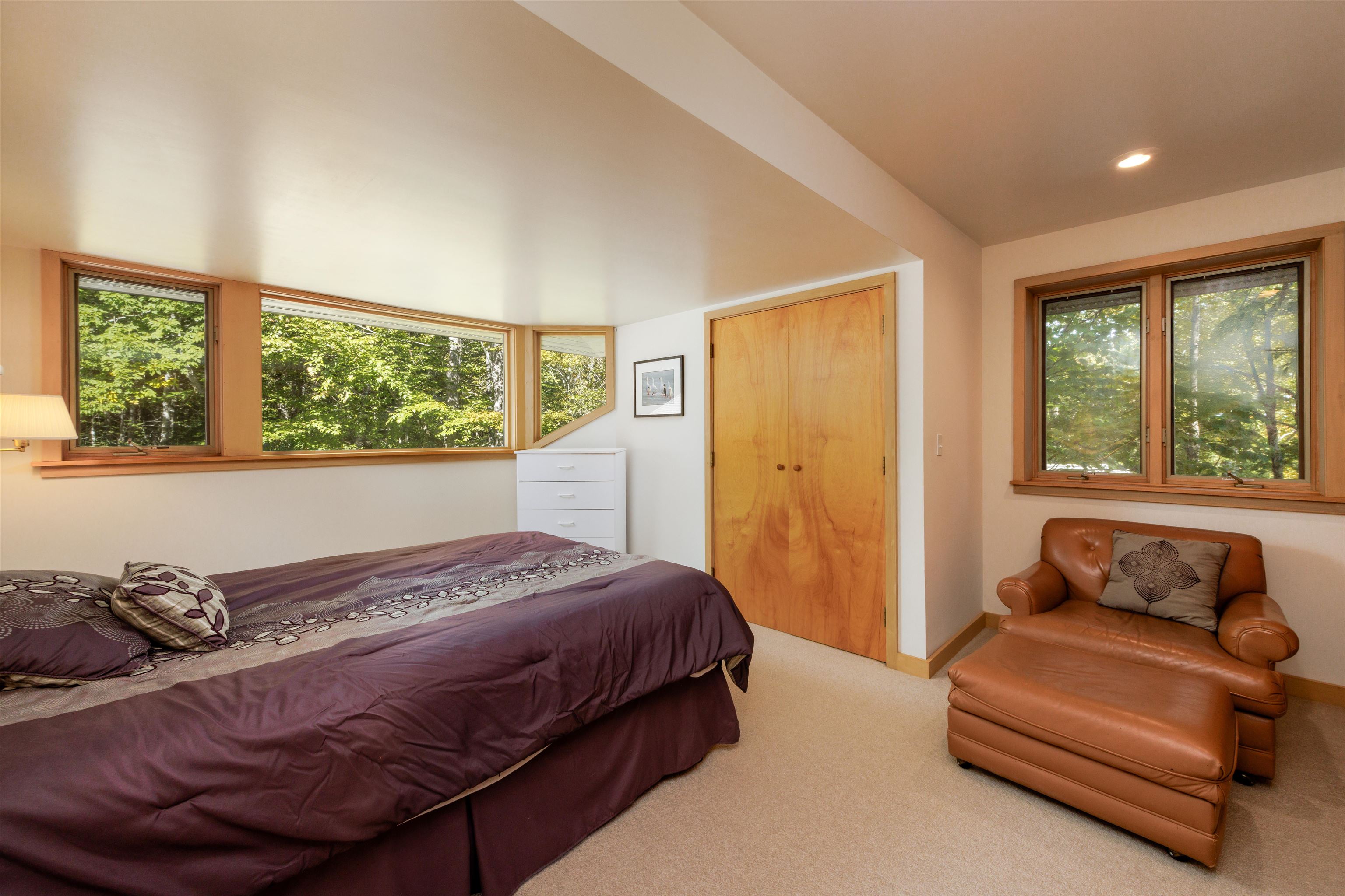 Grantham, New Hampshire, 03753, United States, 4 Bedrooms Bedrooms, ,3 BathroomsBathrooms,Residential,For Sale,1947090