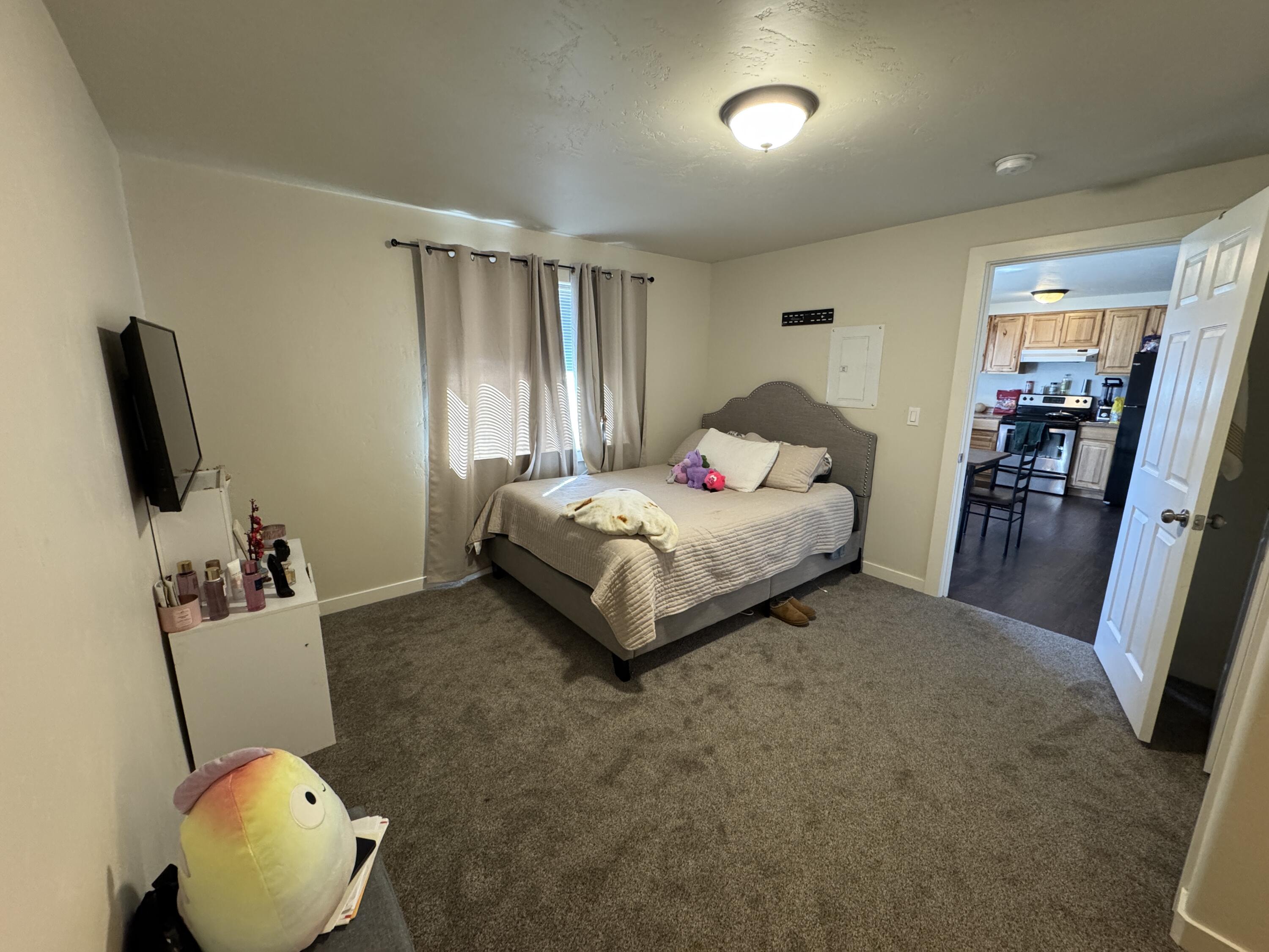 Redmond, Oregon, 97756, United States, ,Residential,For Sale,1937822