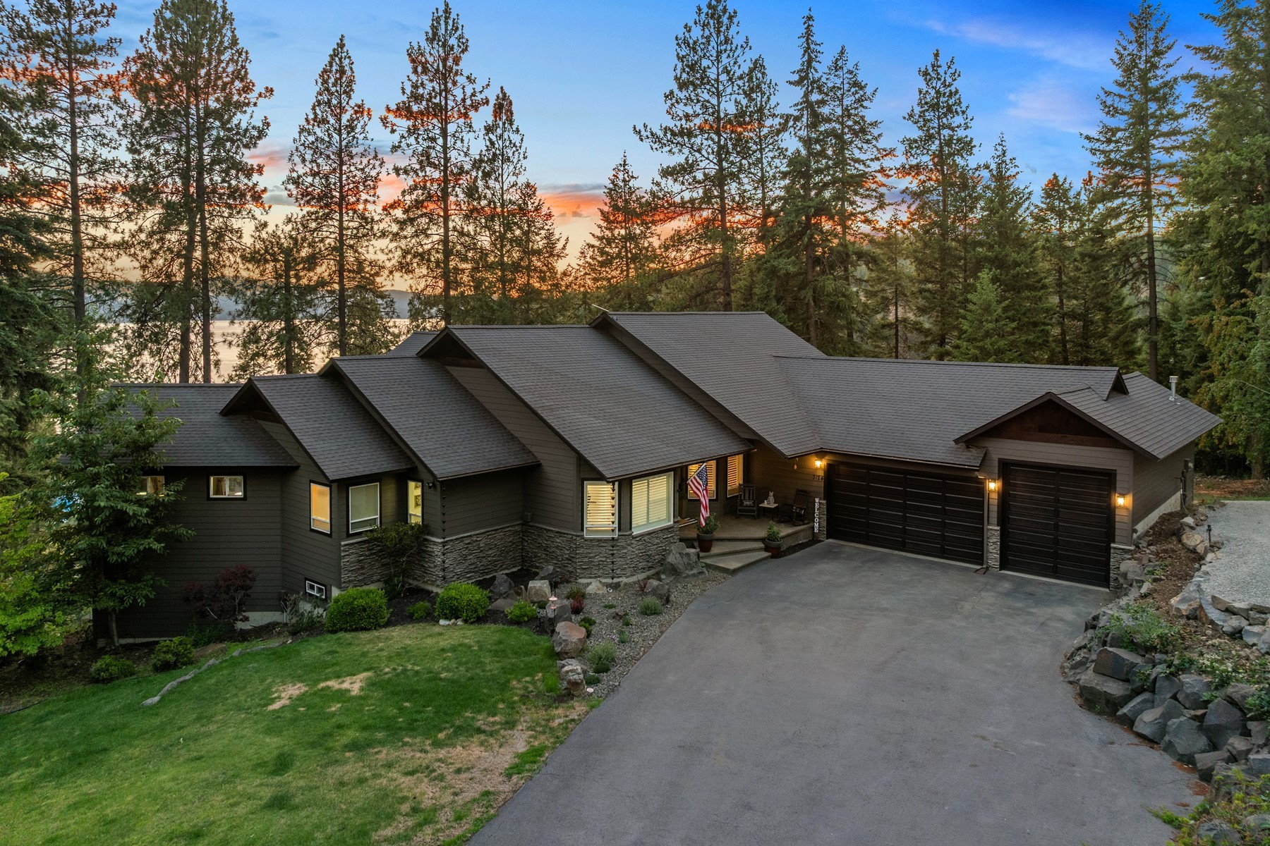  Lakeview Mountain Modern - 物件實景