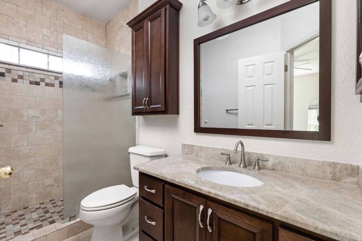 Austin, Texas, 78739, United States, 5 Bedrooms Bedrooms, ,4 BathroomsBathrooms,Residential,For Sale,1947993
