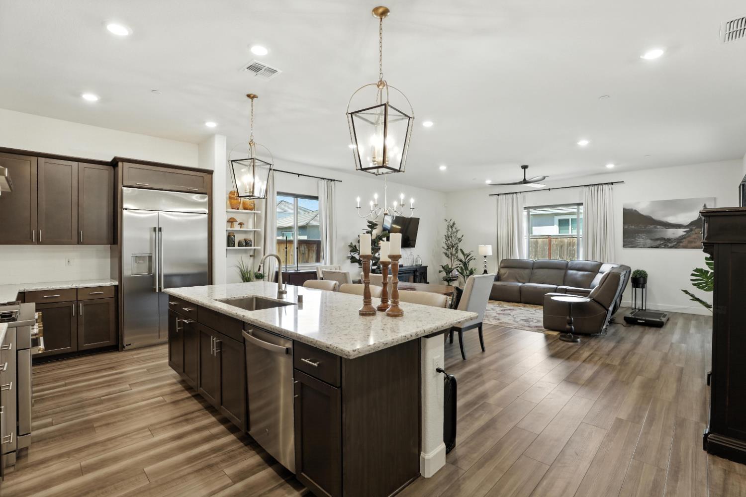 Sacramento, California, 95835, United States, 4 Bedrooms Bedrooms, ,3 BathroomsBathrooms,Residential,For Sale,1890575