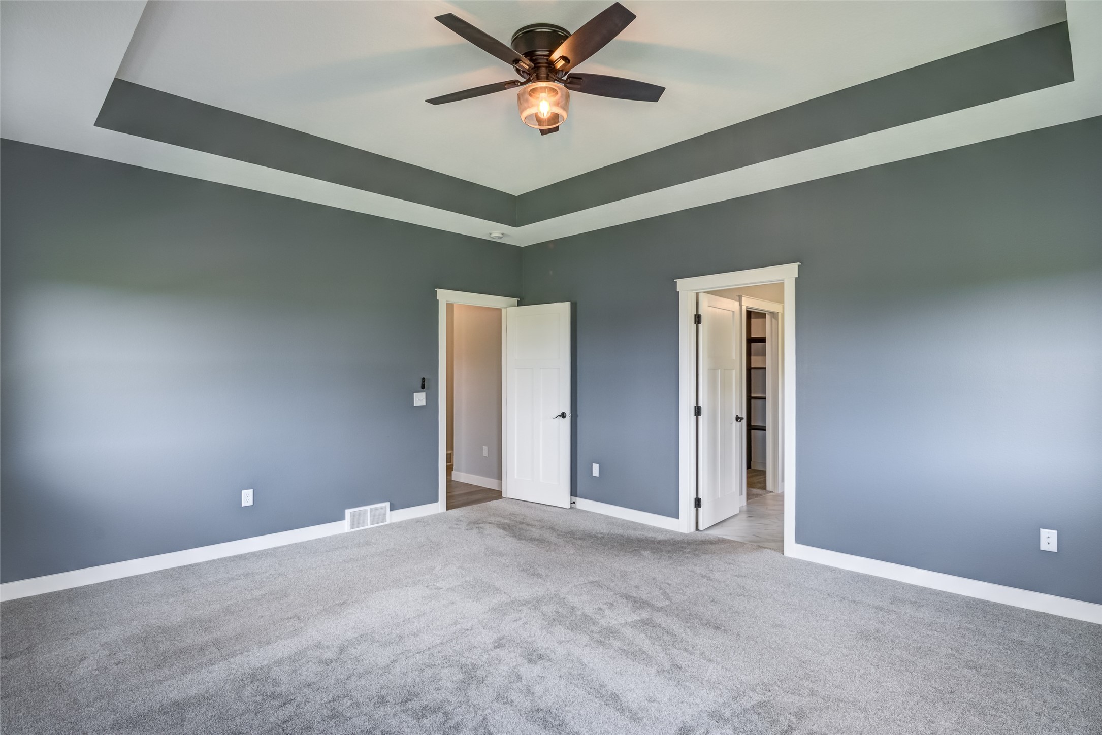 Eau Claire, Wisconsin, 54701, United States, 5 Bedrooms Bedrooms, ,3 BathroomsBathrooms,Residential,For Sale,2049294