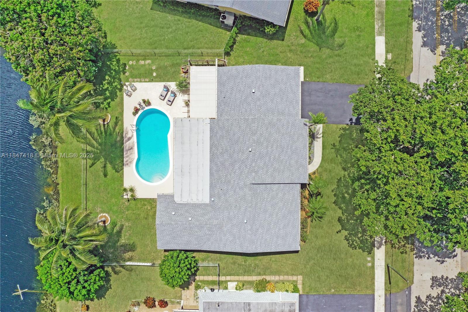 Plantation, Florida, 33313, United States, 4 Bedrooms Bedrooms, ,2 BathroomsBathrooms,Residential,For Sale,1903667