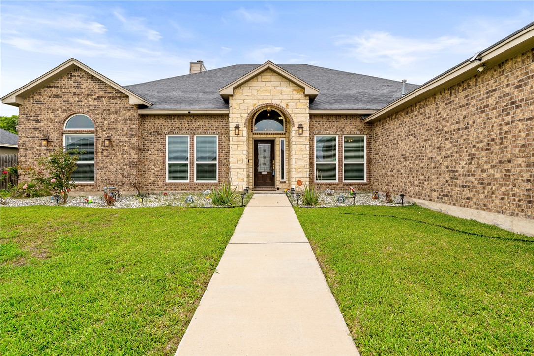 Corpus Christi, Texas, 78418, United States, 4 Bedrooms Bedrooms, ,3 BathroomsBathrooms,Residential,For Sale,1941059