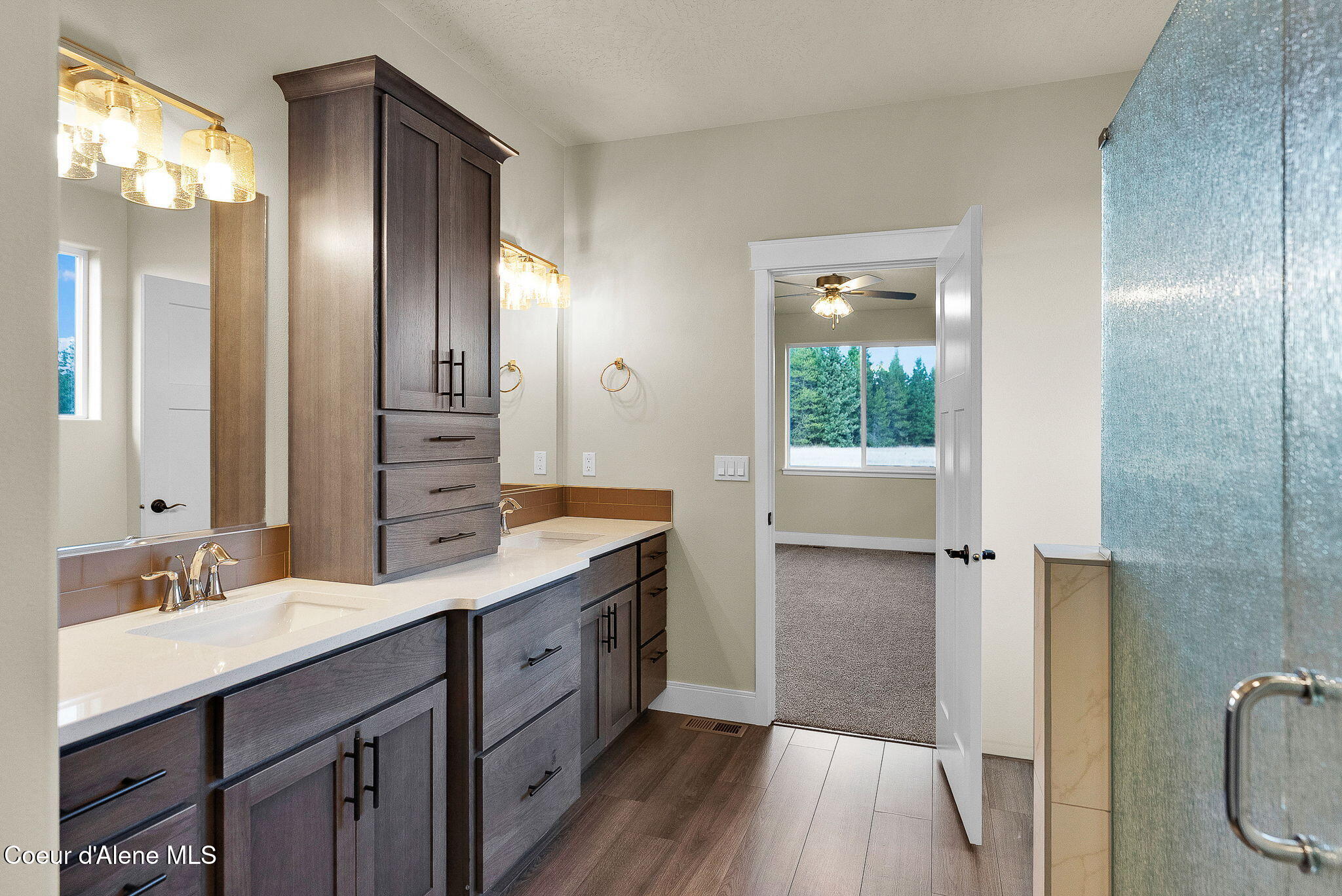 Rathdrum, Idaho, 83858, United States, 6 Bedrooms Bedrooms, ,1 BathroomBathrooms,Residential,For Sale,1989161