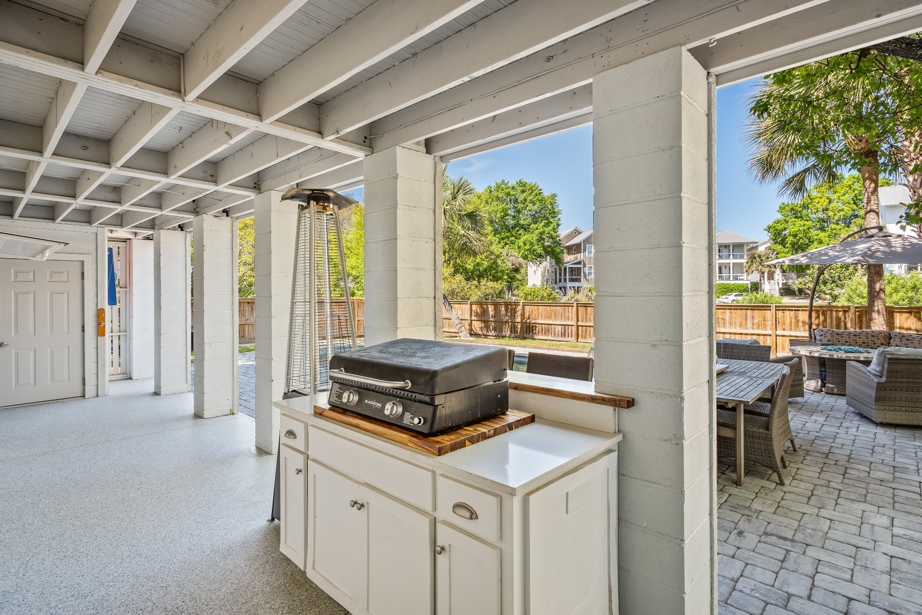  764 Post Oak Drive - 物件實景