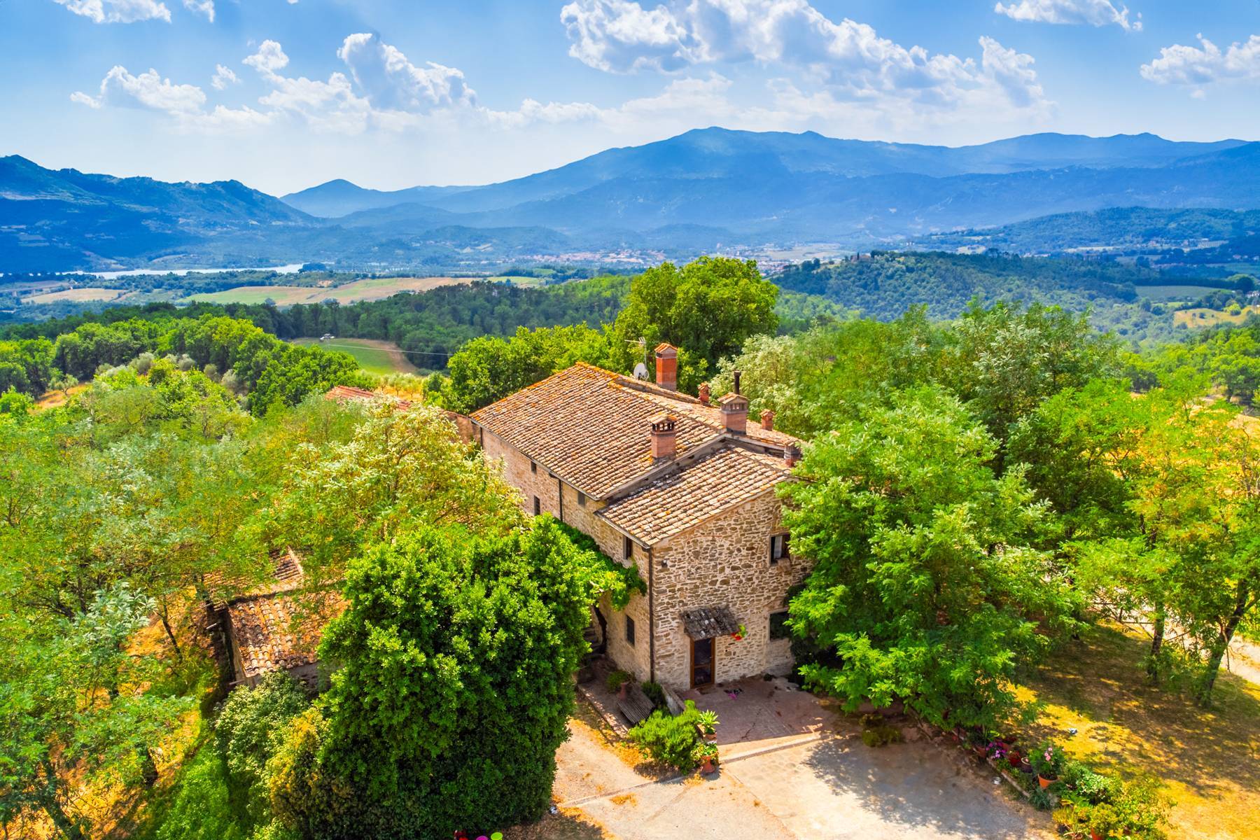 Barberino di Mugello, Firenze, 50031, IT, 35 Bedrooms Bedrooms, ,25 BathroomsBathrooms,Residential,For Sale,1926521