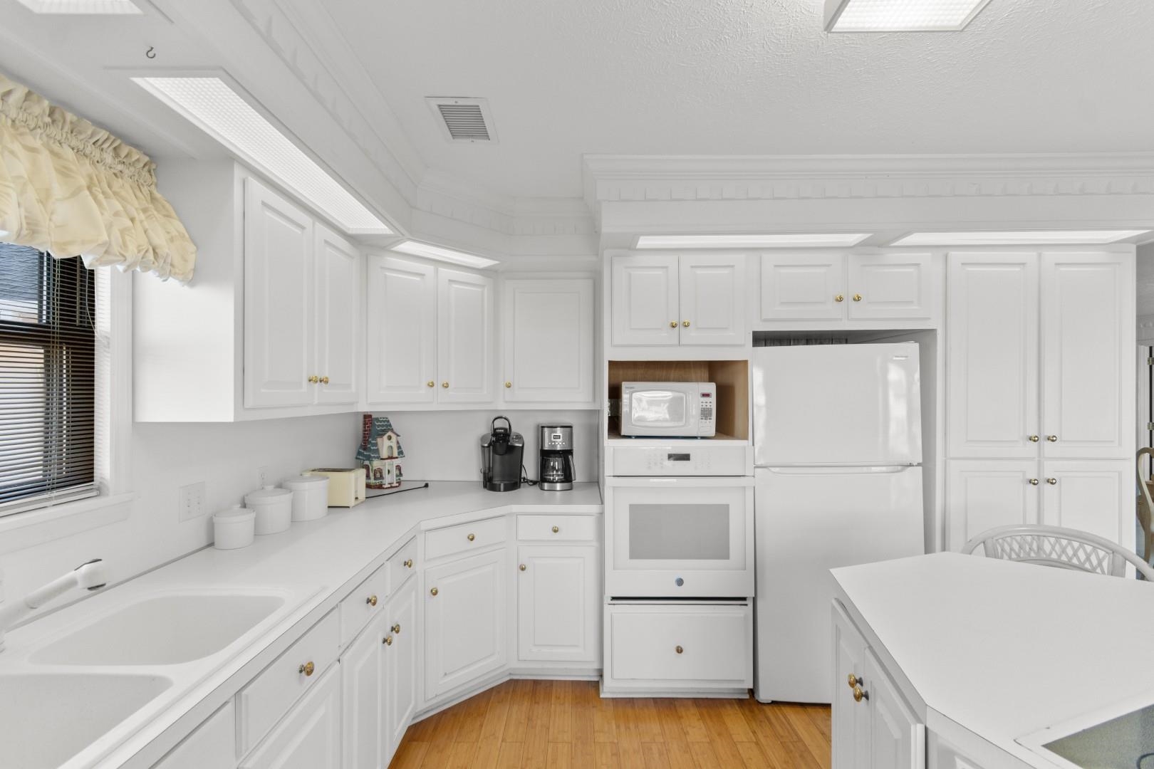 North Myrtle Beach, South Carolina, 29582, United States, 4 Bedrooms Bedrooms, ,2 BathroomsBathrooms,Residential,For Sale,2015059