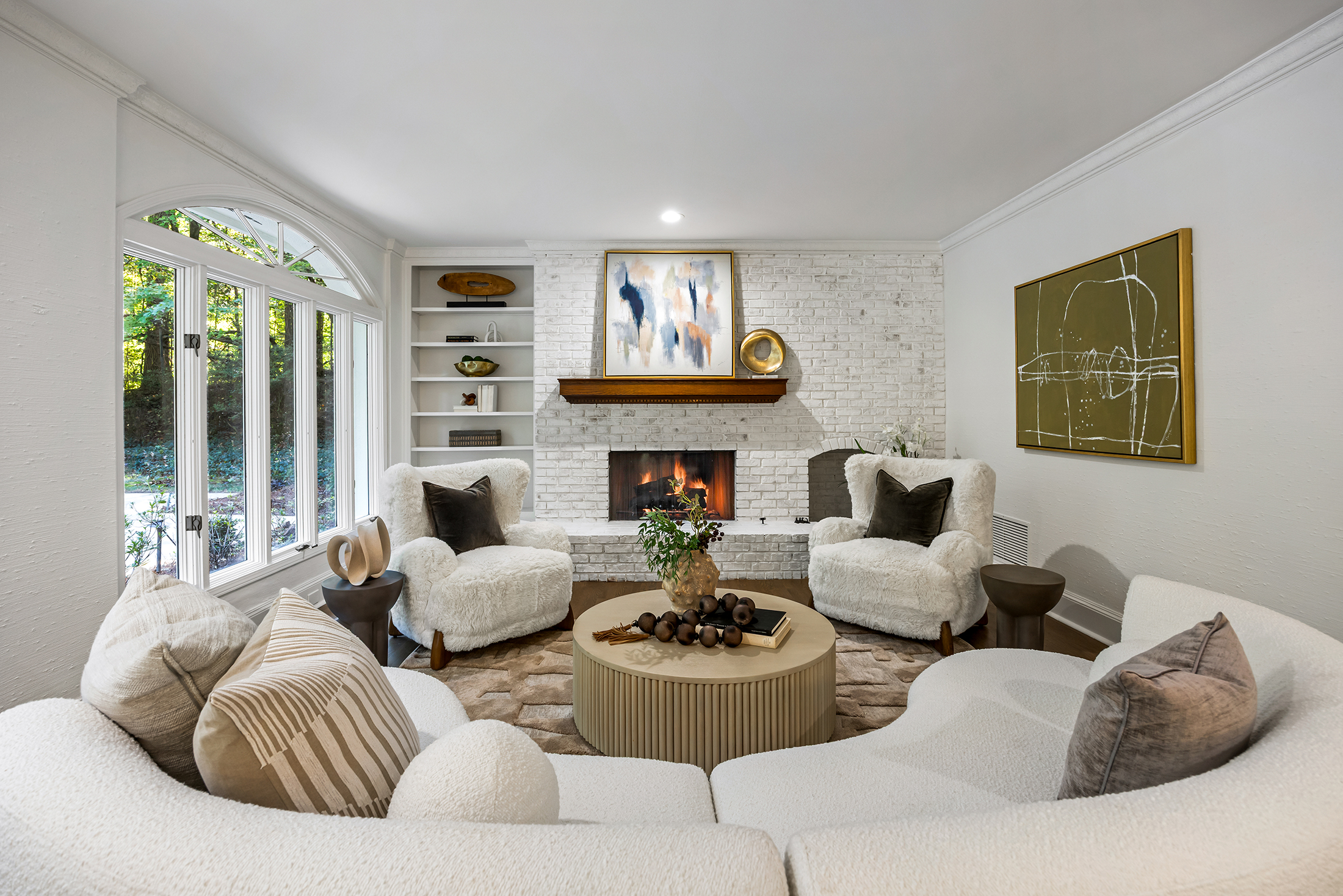  Timeless Architecture, Refined Interiors, and Modern Comfort in Sandy Springs - 物件實景