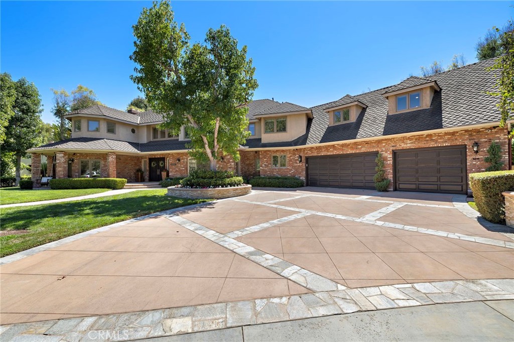 Laguna Hills, California, 92653, United States, 7 Bedrooms Bedrooms, ,5 BathroomsBathrooms,Residential,For Sale,1941687
