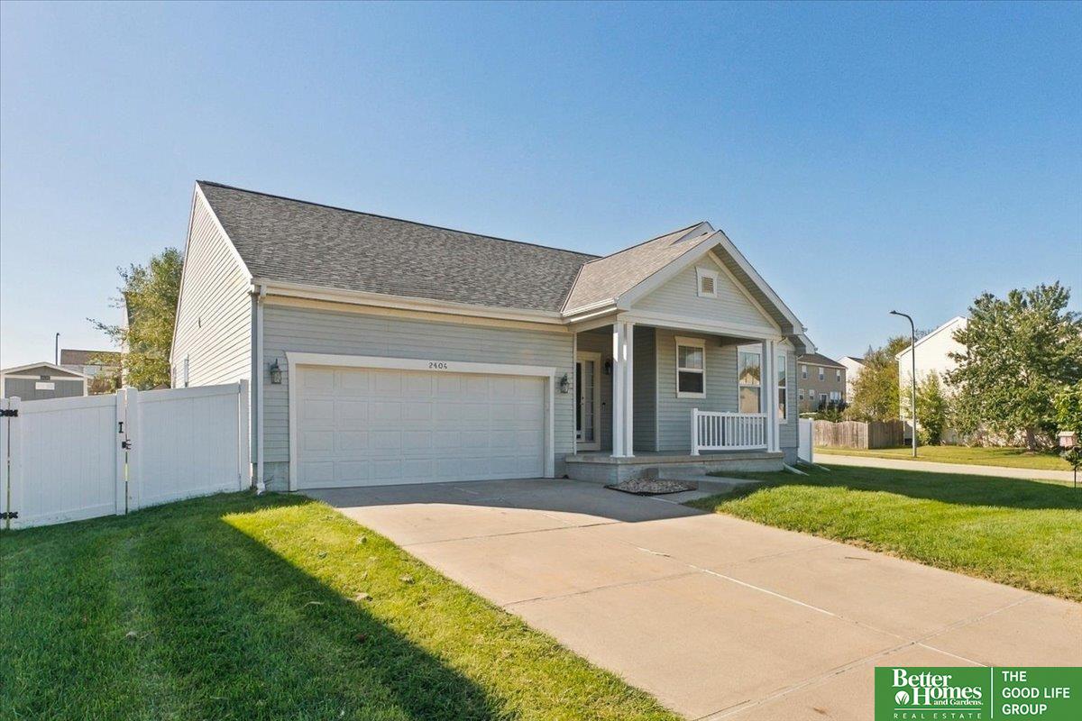 Mineral Dr, Papillion, NE 68046 #1