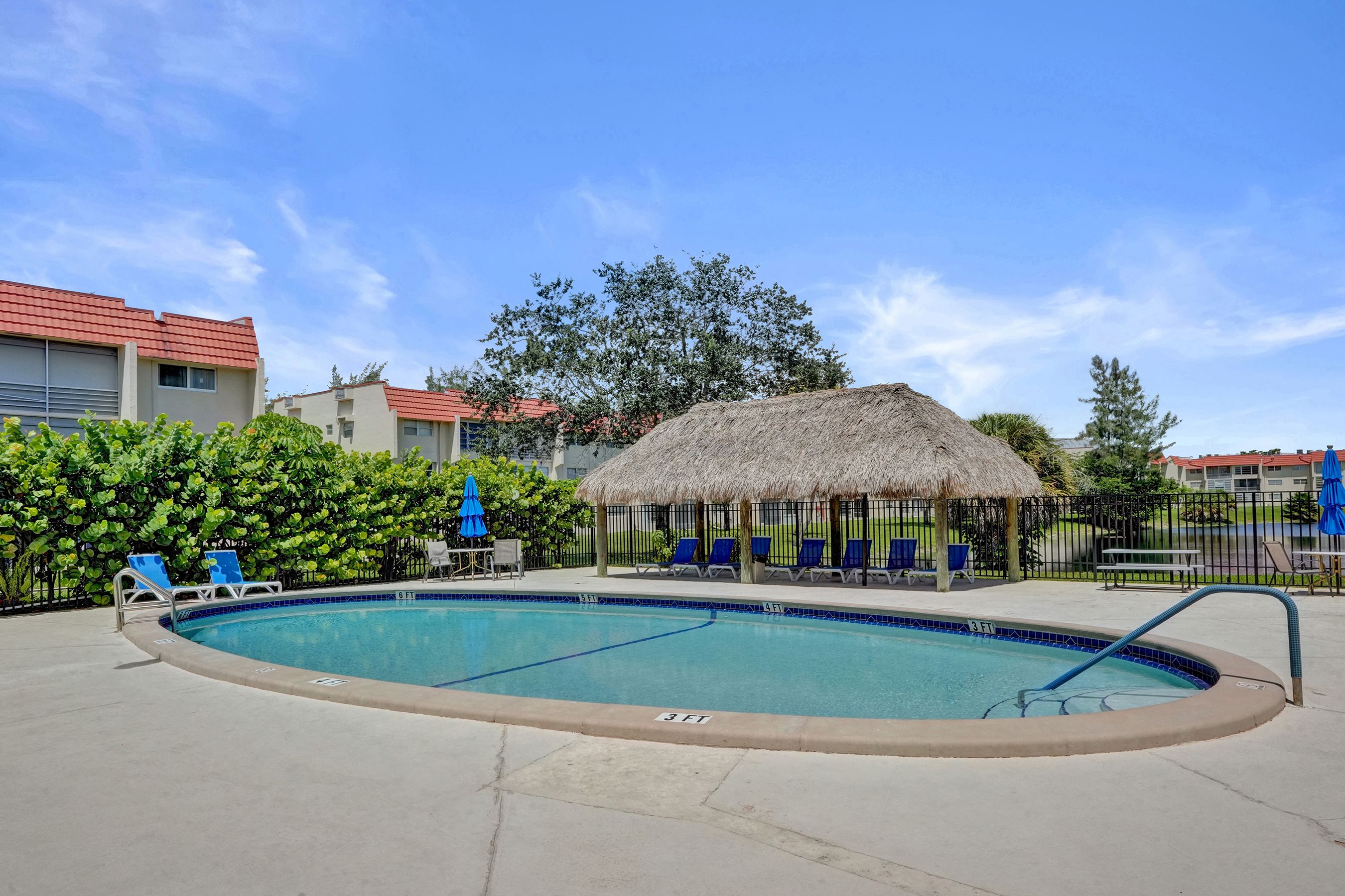  2651 Sunrise Lakes Drive E, Sunrise, FL, 33322 - 物件實景