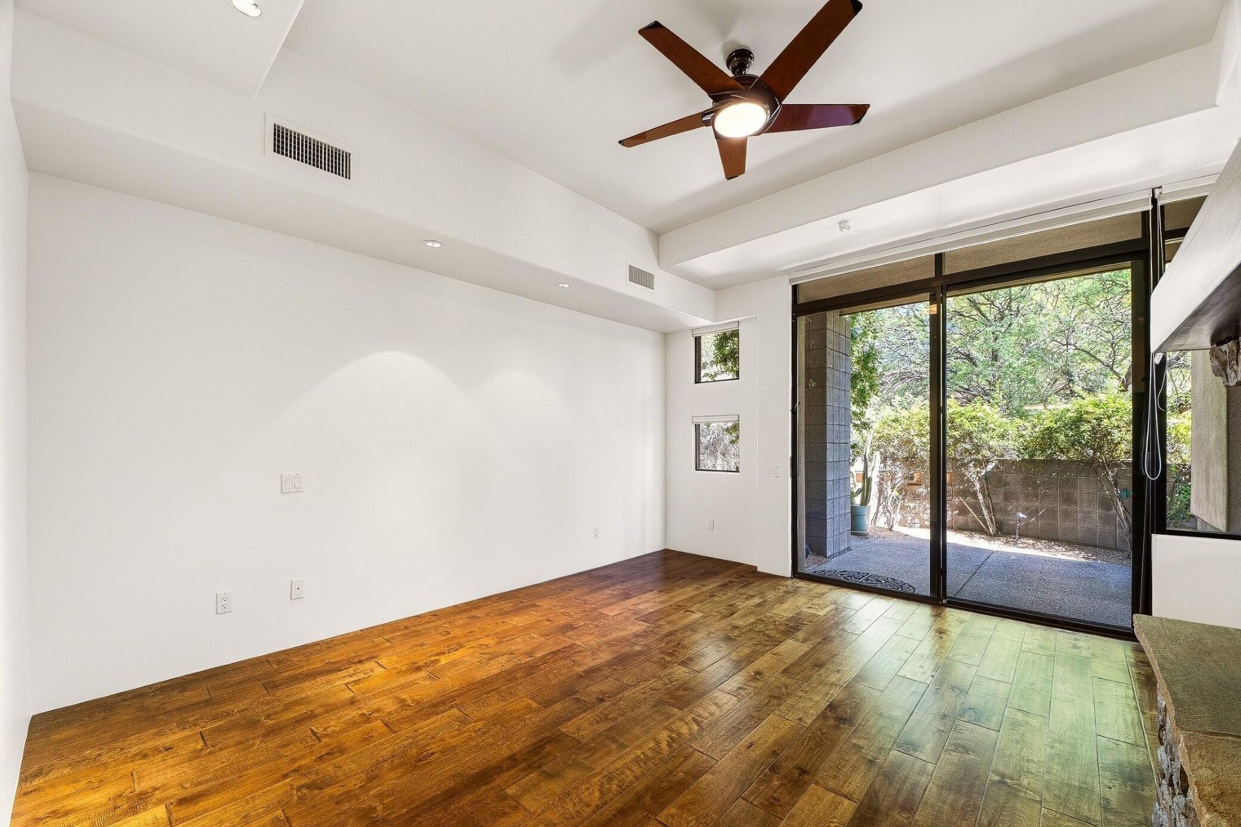  10675 E Fernwood Ln  Scottsdale, AZ - 物件實景