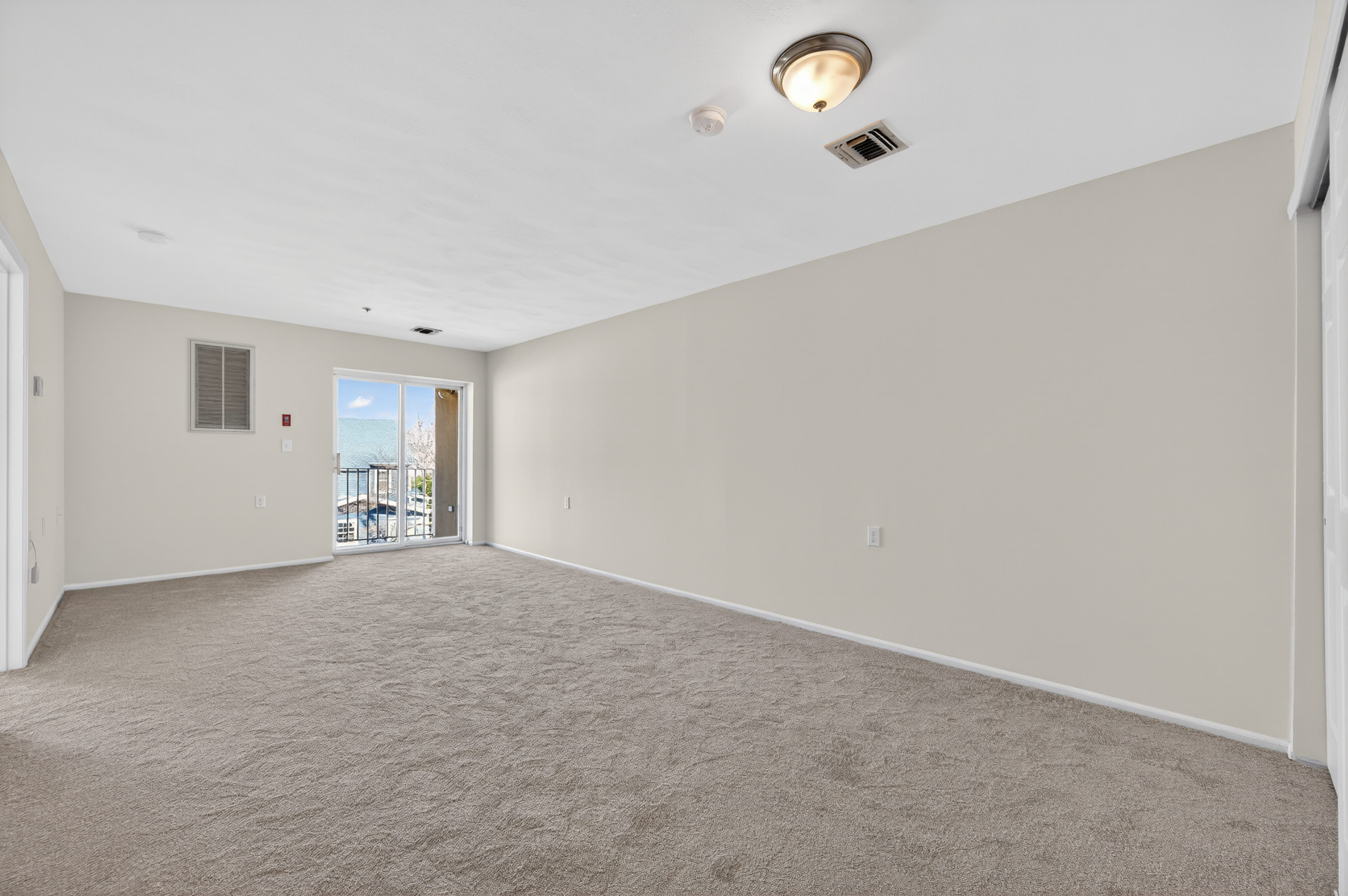  54 School Street, Westbury, NY, 11590 - 物件實景