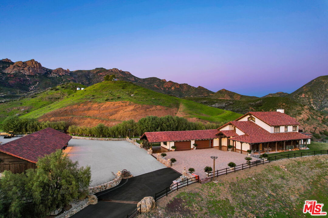 Malibu, California, 90265, United States, 3 Bedrooms Bedrooms, ,5 BathroomsBathrooms,Residential,For Sale,1760358