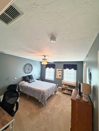 Haverhill, Massachusetts, 01835, United States, 6 Bedrooms Bedrooms, ,3 BathroomsBathrooms,Residential,For Sale,1995379