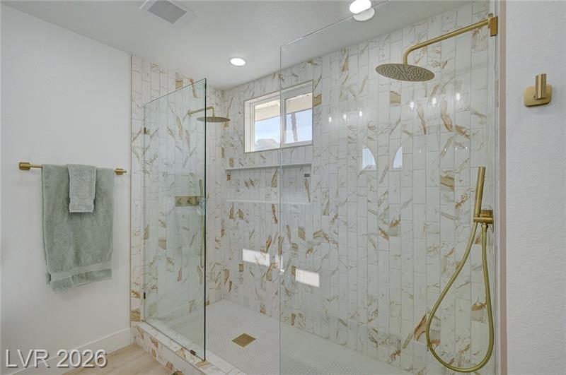 Las Vegas, Nevada, 89120, United States, 4 Bedrooms Bedrooms, ,3 BathroomsBathrooms,Residential,For Sale,2047975