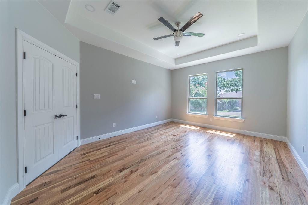 Duncanville, Texas, 75137, United States, 4 Bedrooms Bedrooms, ,3 BathroomsBathrooms,Residential,For Sale,1984121