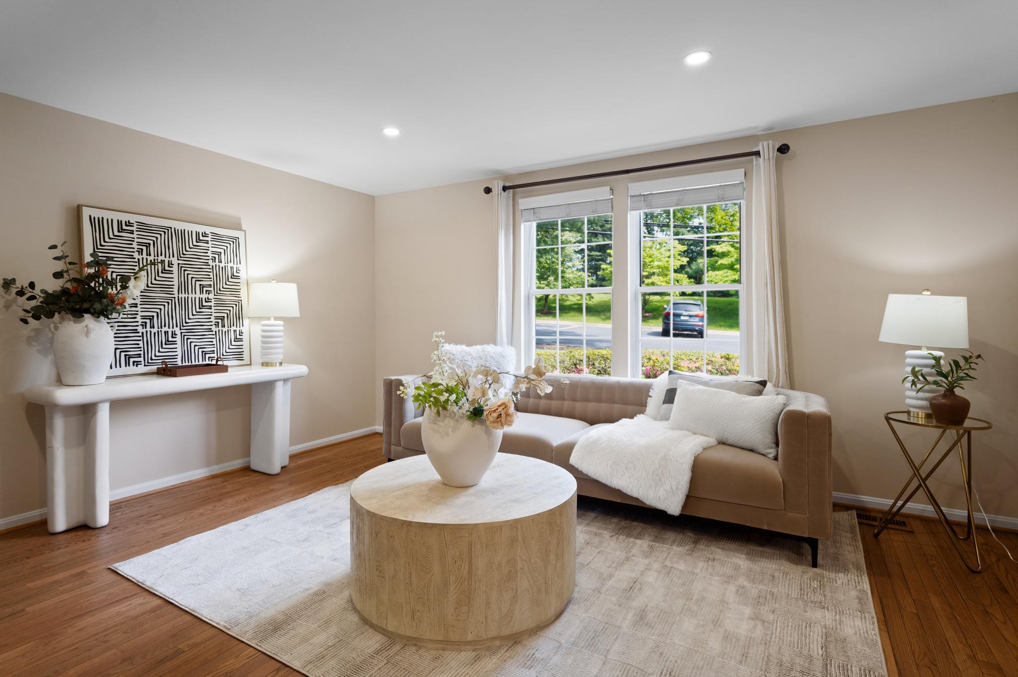  8943 Park Forest Drive, Springfield, VA, 22152 - 物件實景