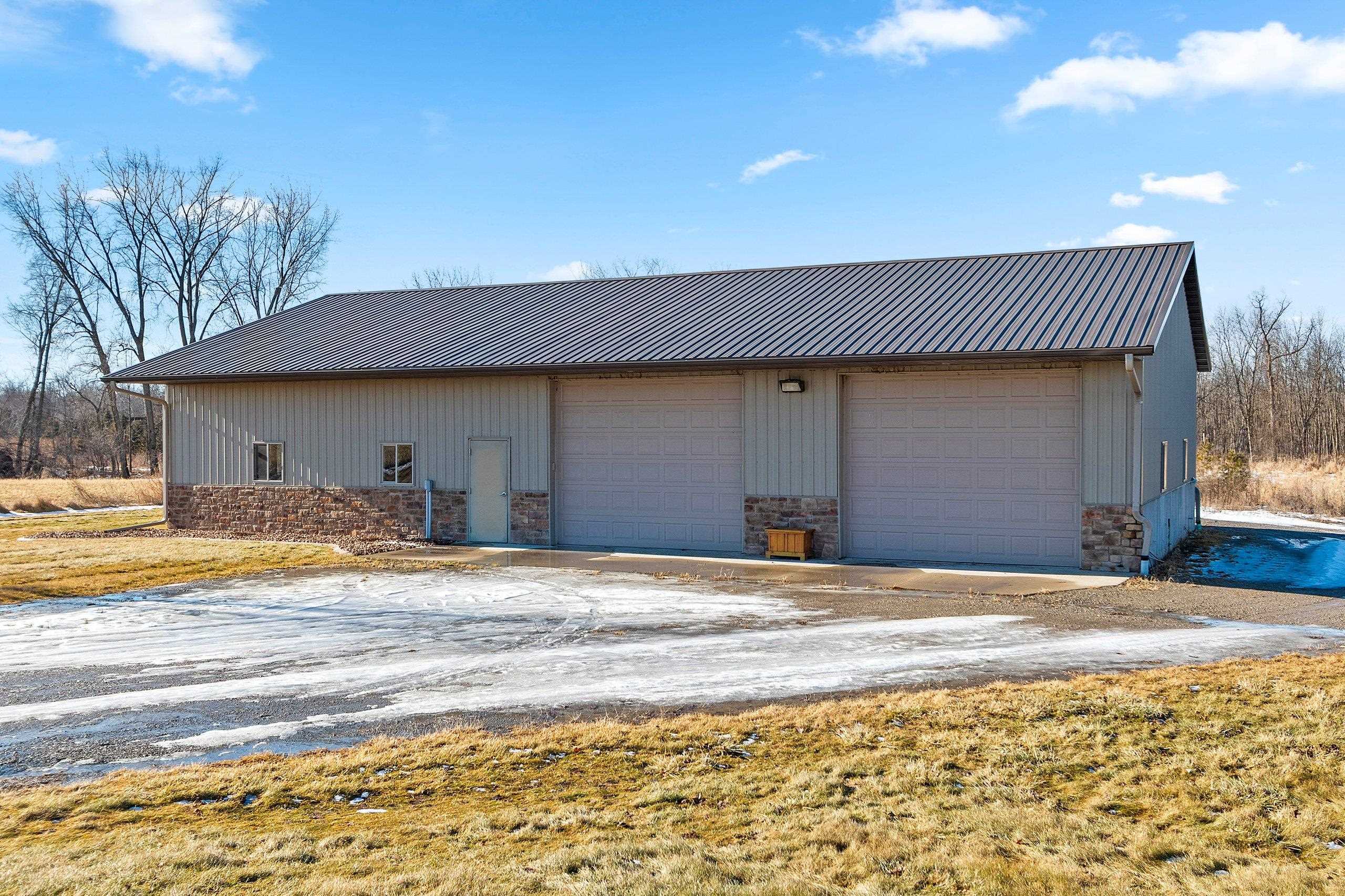 Black Creek, Wisconsin, 54106, United States, 4 Bedrooms Bedrooms, ,4 BathroomsBathrooms,Residential,For Sale,2009234
