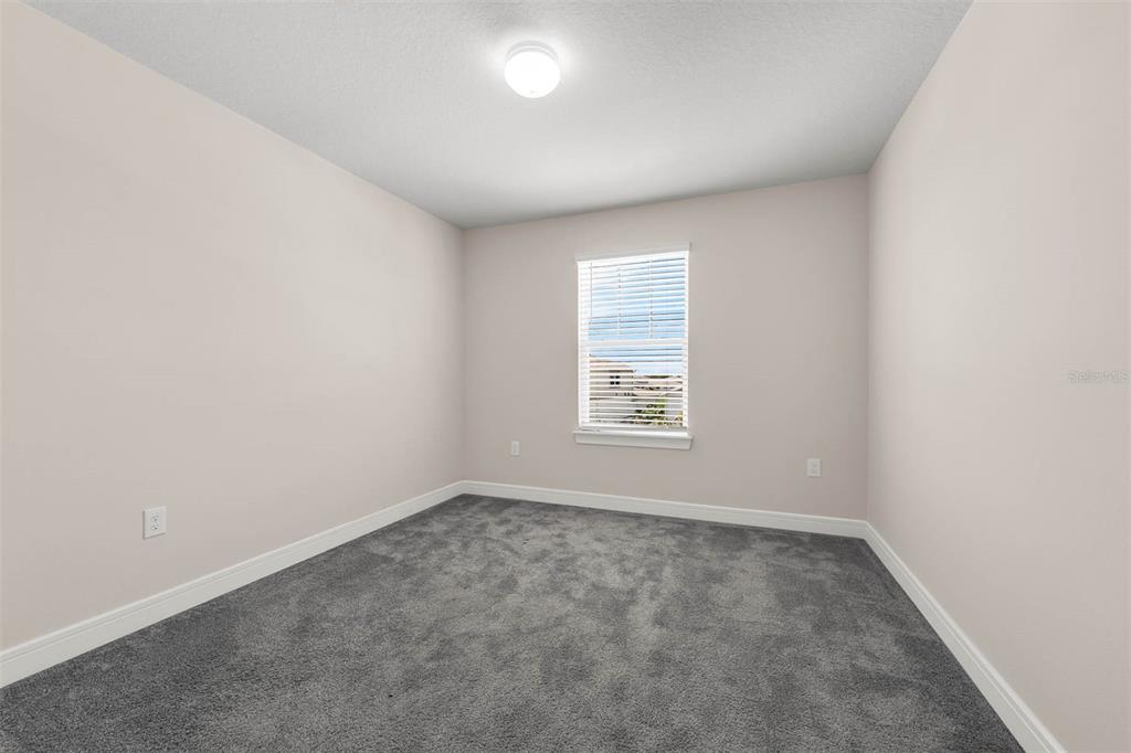 Clermont, Florida, 34714, United States, 5 Bedrooms Bedrooms, ,3 BathroomsBathrooms,Residential,For Sale,1875978