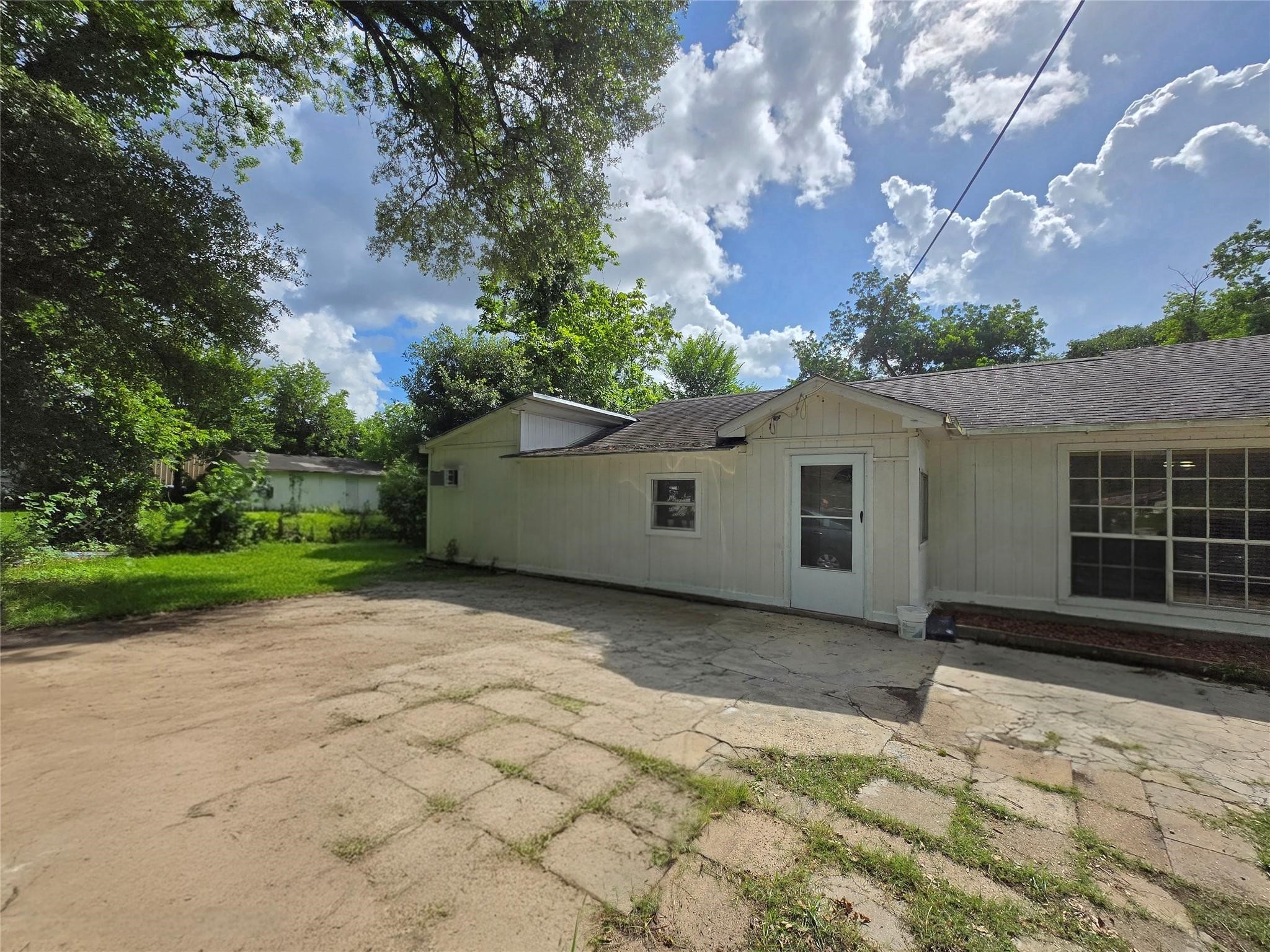 Sweetwater Ln, Houston, TX 77037 #1