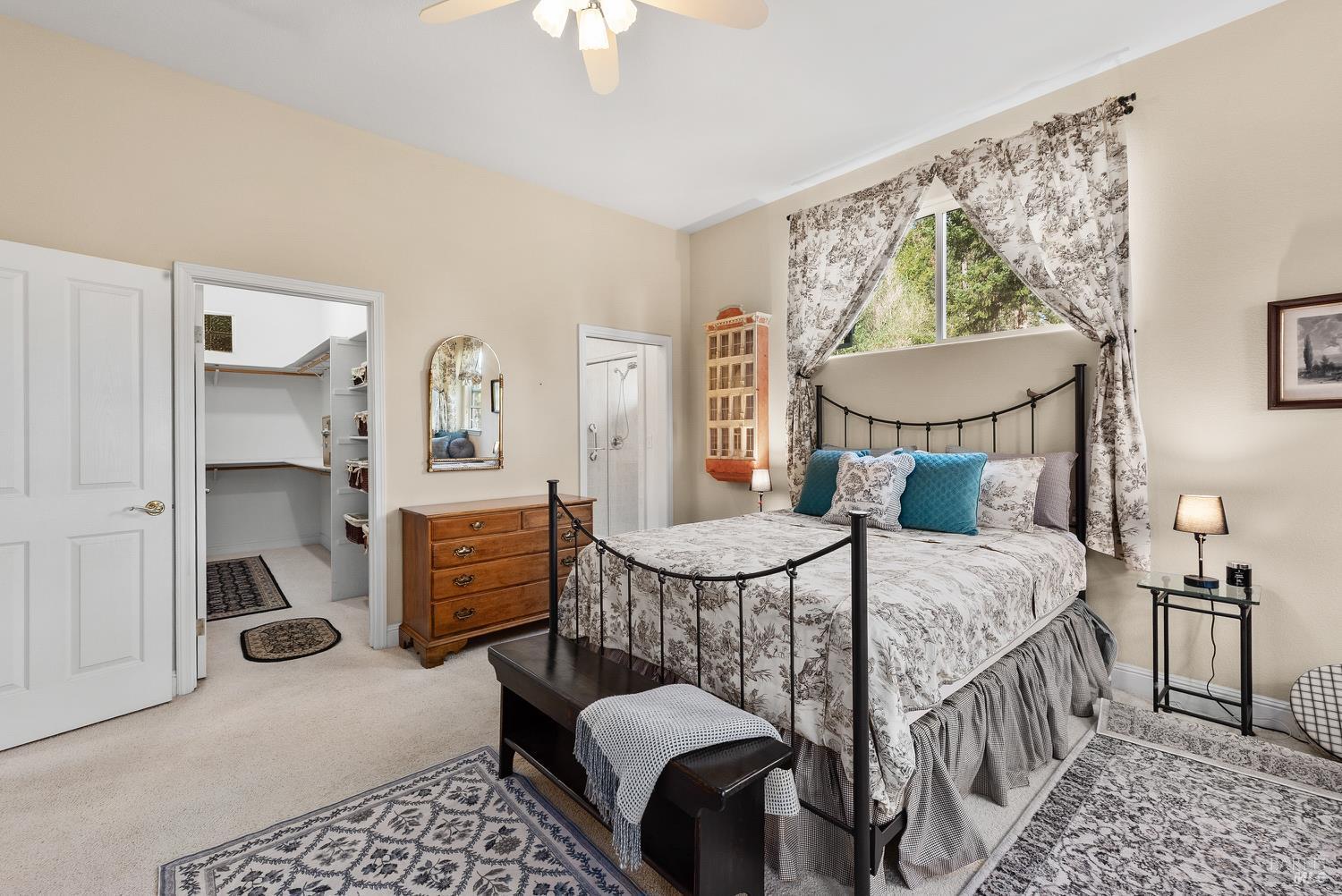 Santa Rosa, California, 95404, United States, 4 Bedrooms Bedrooms, ,4 BathroomsBathrooms,Residential,For Sale,1979173