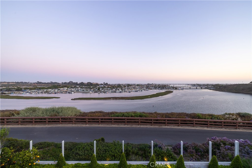 Newport Beach, California, 92660, United States, 3 Bedrooms Bedrooms, ,3 BathroomsBathrooms,Residential,For Sale,1867238