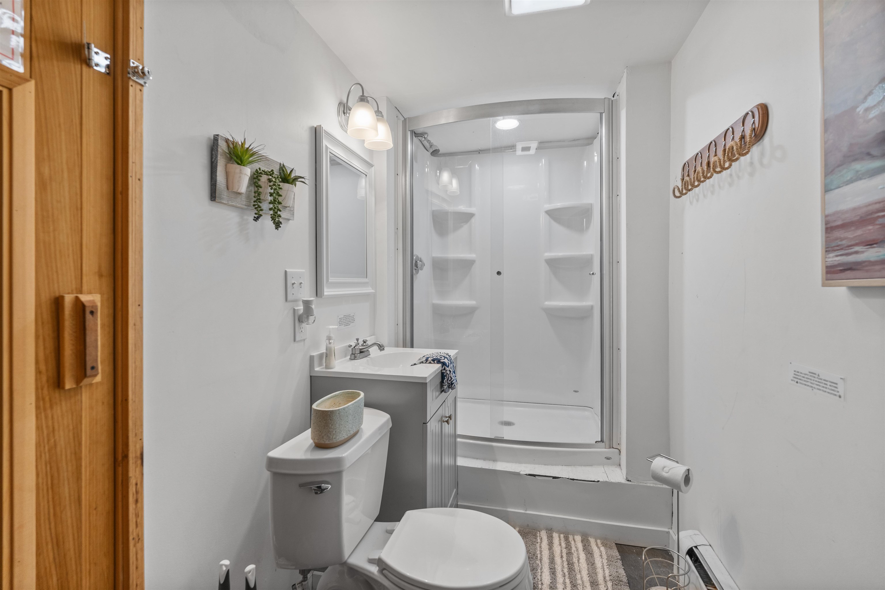 Alton, New Hampshire, 03810, United States, 4 Bedrooms Bedrooms, ,Residential,For Sale,1928654