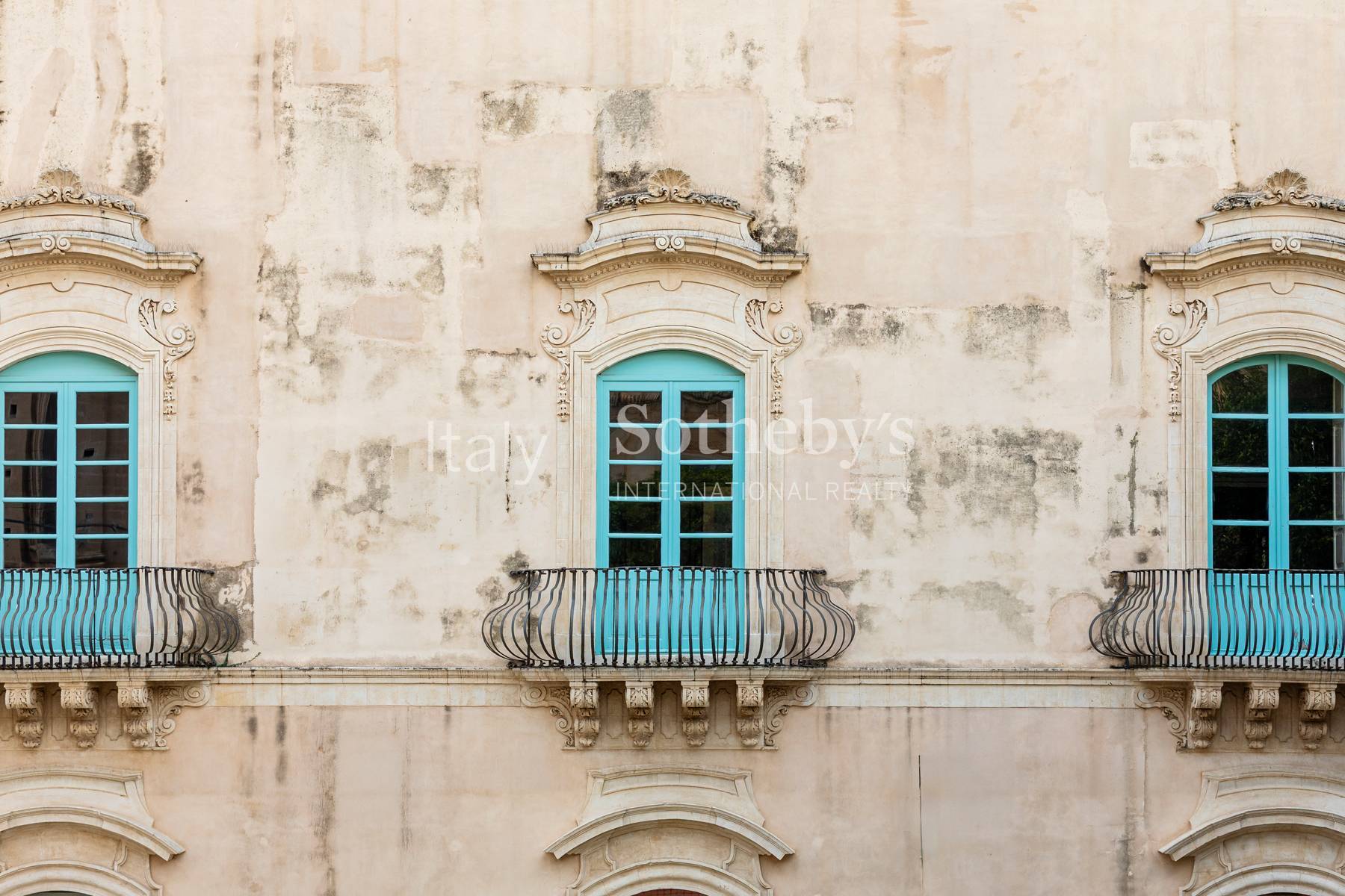  Historic noble residence overlooking the Cathedral of Noto - 物件實景