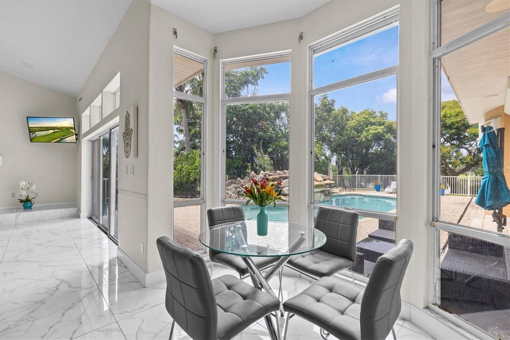Tarpon Springs, Florida, 34689, United States, 5 Bedrooms Bedrooms, ,4 BathroomsBathrooms,Residential,For Sale,1901720