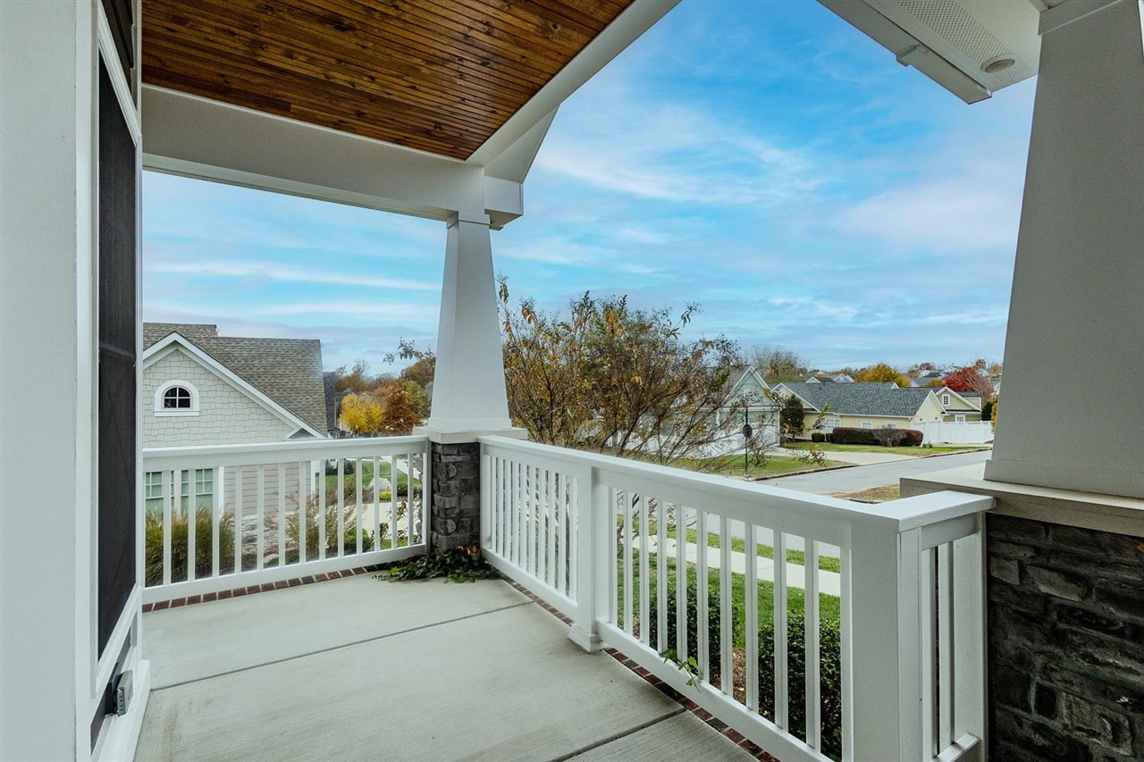 Bowling Green, Kentucky, 42103, United States, 4 Bedrooms Bedrooms, ,5 BathroomsBathrooms,Residential,For Sale,1991774