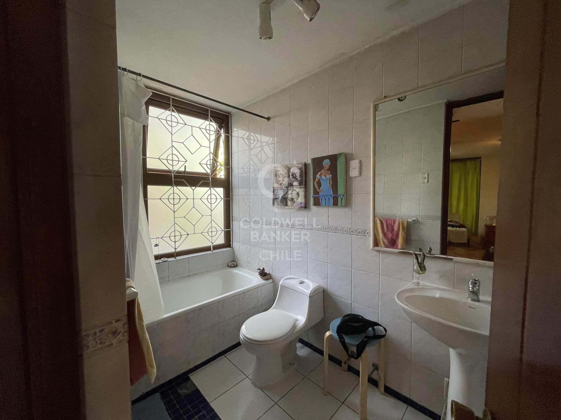Vitacura, Chile, 5 Bedrooms Bedrooms, ,5 BathroomsBathrooms,Residential,For Sale,1686759