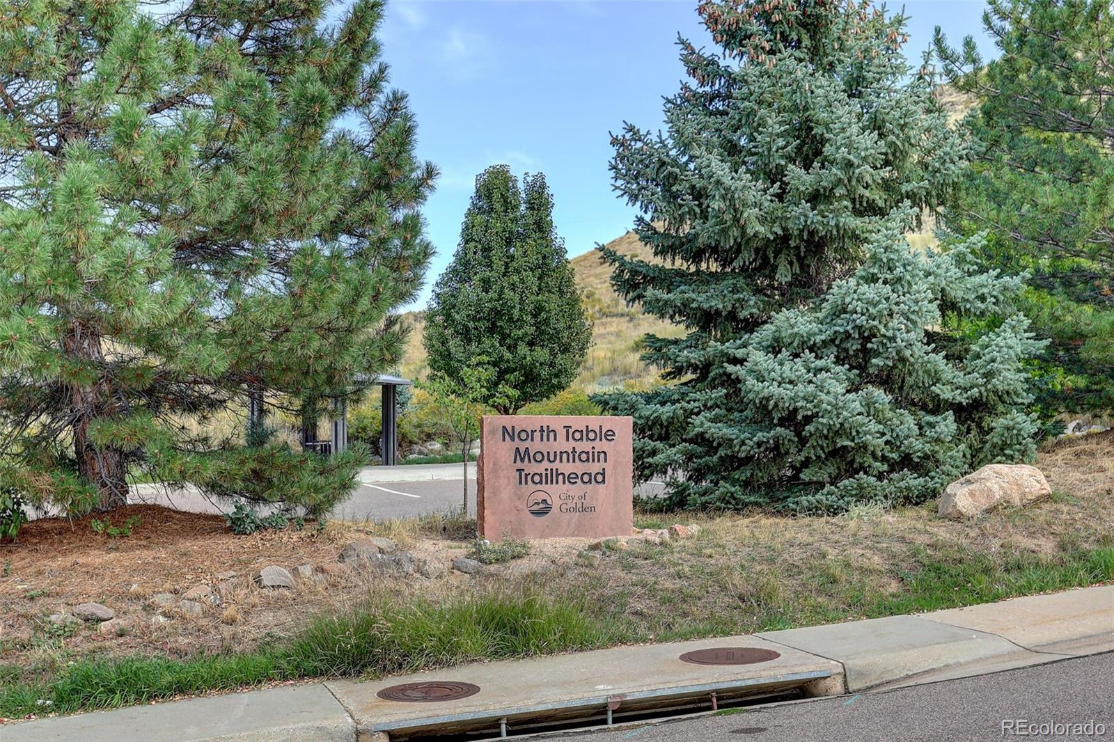 Golden, Colorado, 80403, United States, 3 Bedrooms Bedrooms, ,3 BathroomsBathrooms,Residential,For Sale,1988372