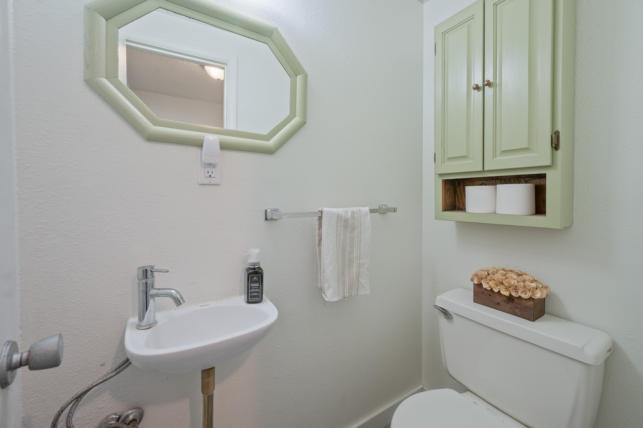 Clancy, Montana, 59634, United States, 4 Bedrooms Bedrooms, ,3 BathroomsBathrooms,Residential,For Sale,1914353