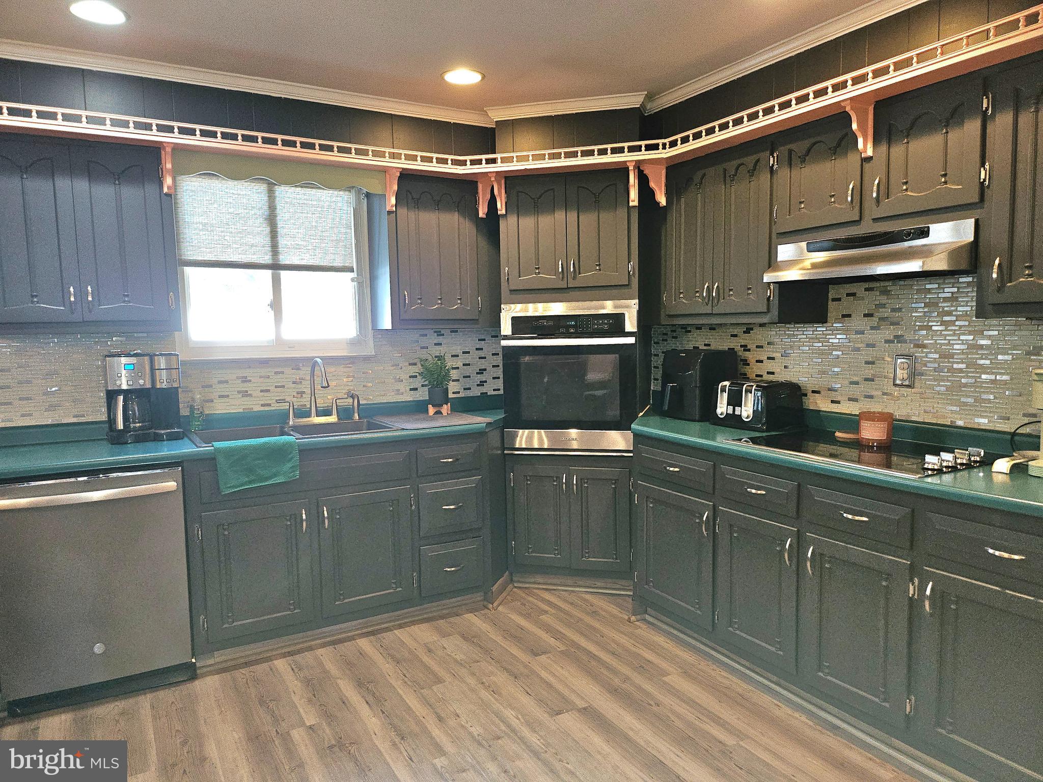 FAIRLESS HILLS, Pennsylvania, 19030, United States, 5 Bedrooms Bedrooms, ,3 BathroomsBathrooms,Residential,For Sale,1981454