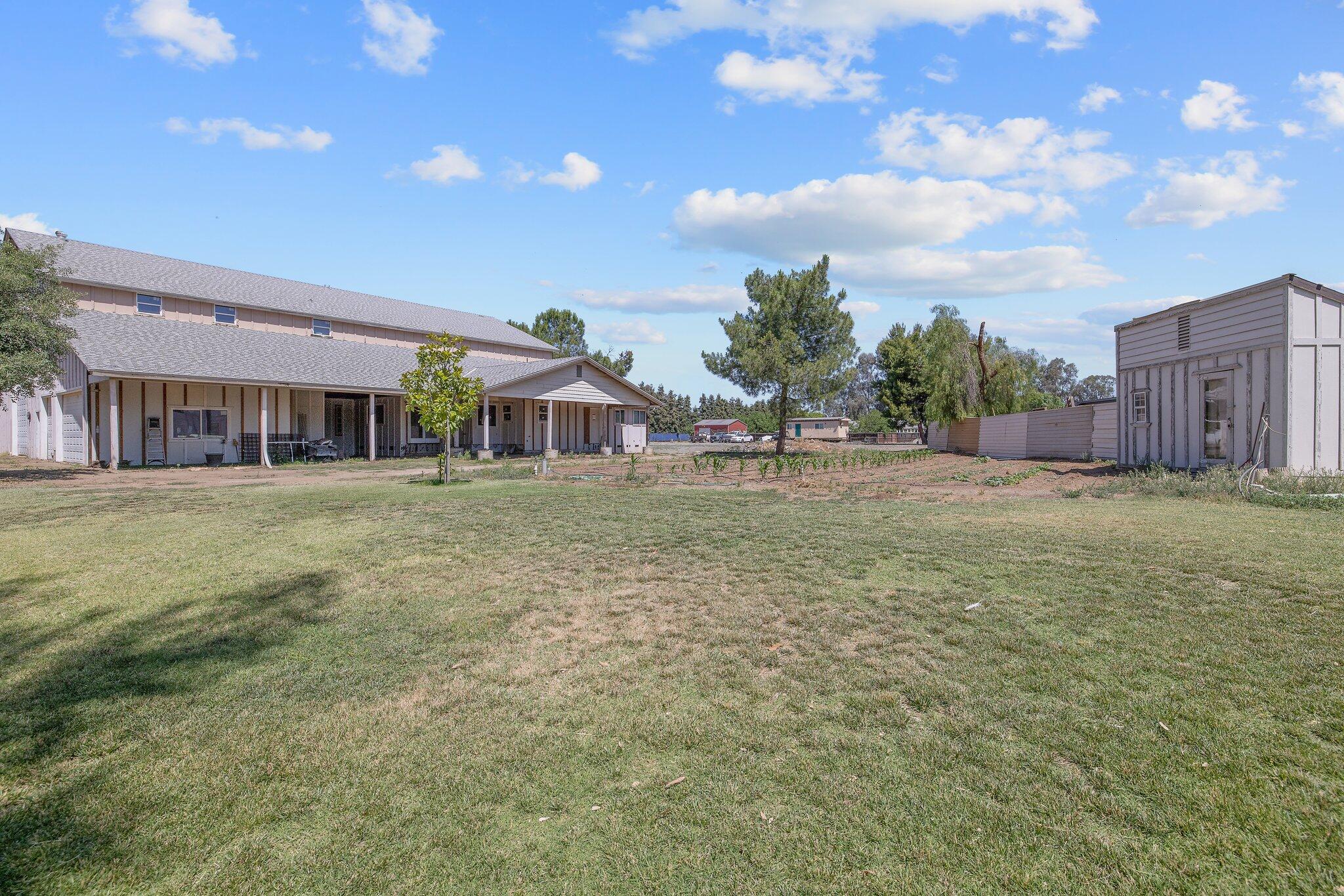 Fresno, California, 93737, United States, 4 Bedrooms Bedrooms, ,3 BathroomsBathrooms,Residential,For Sale,1839488