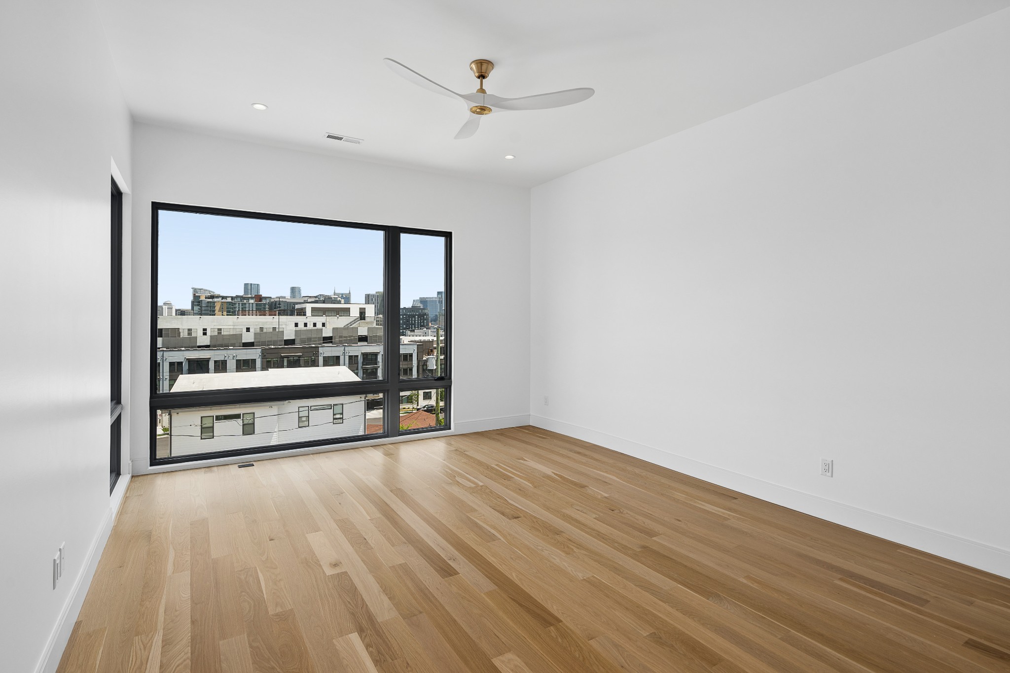  1076 Archer St, Nashville, TN, 37203 - 物件實景