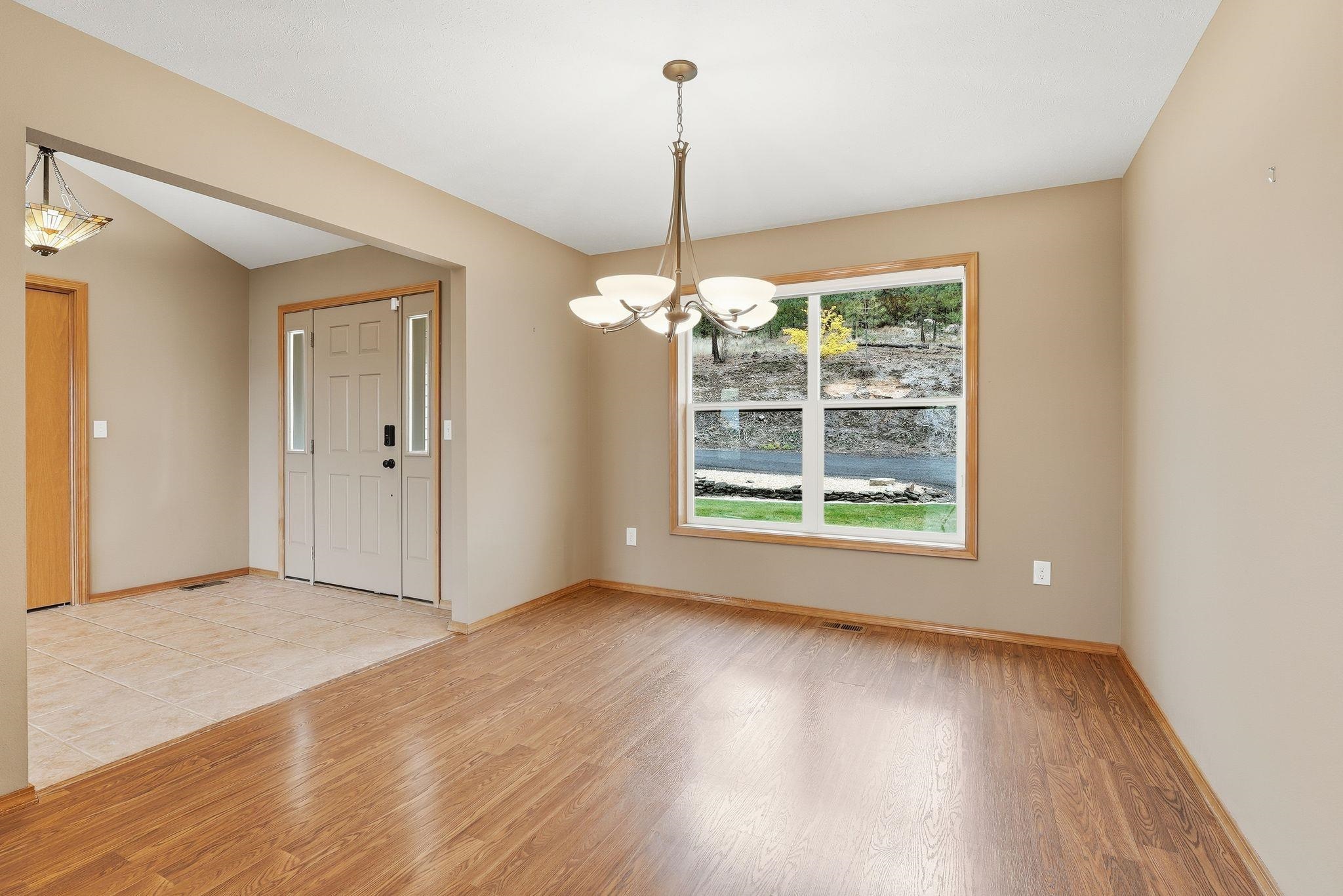 Seven Bays, Washington, 99122, United States, 5 Bedrooms Bedrooms, ,3 BathroomsBathrooms,Residential,For Sale,1992977